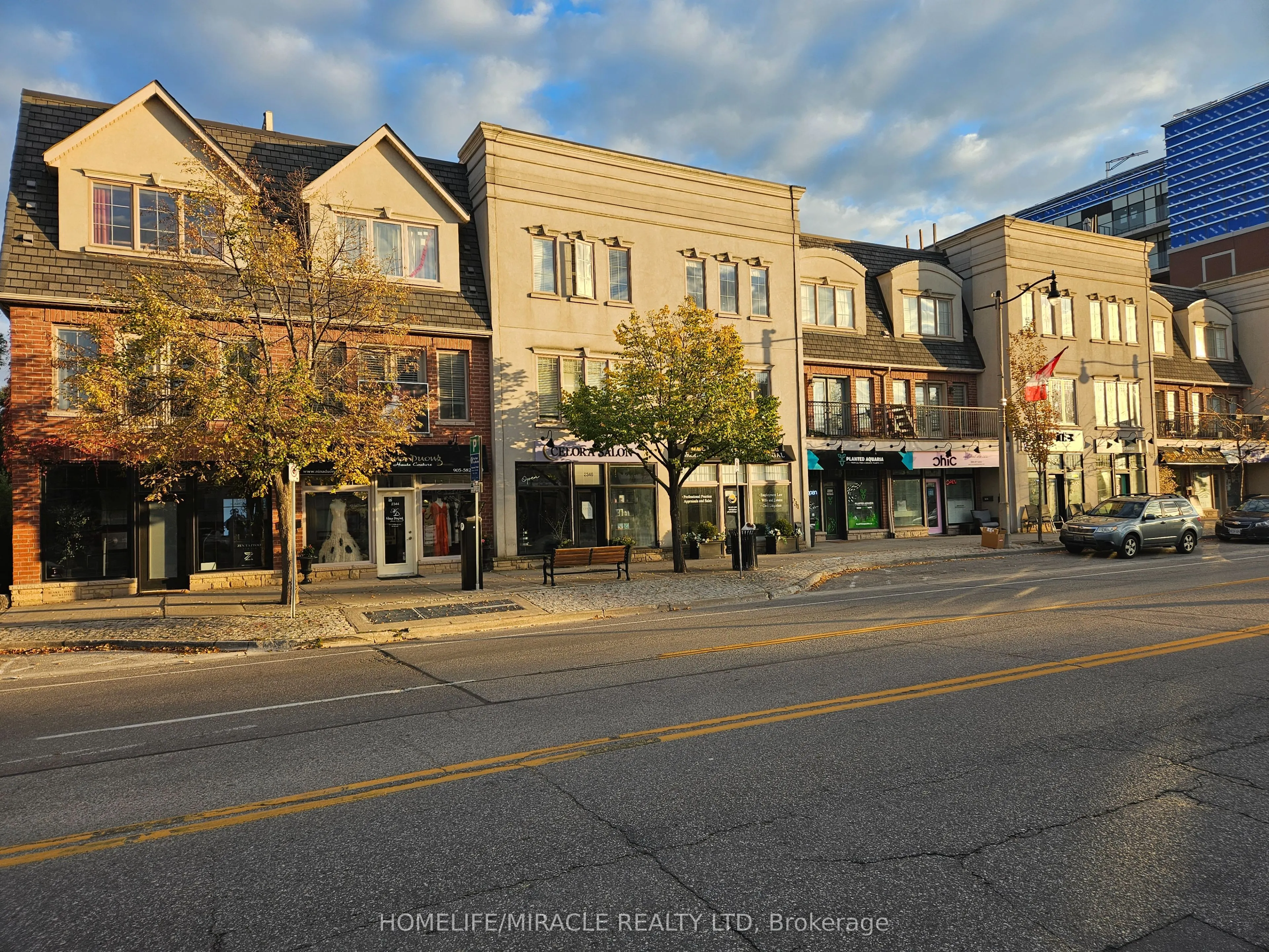2346 Lakeshore Road W