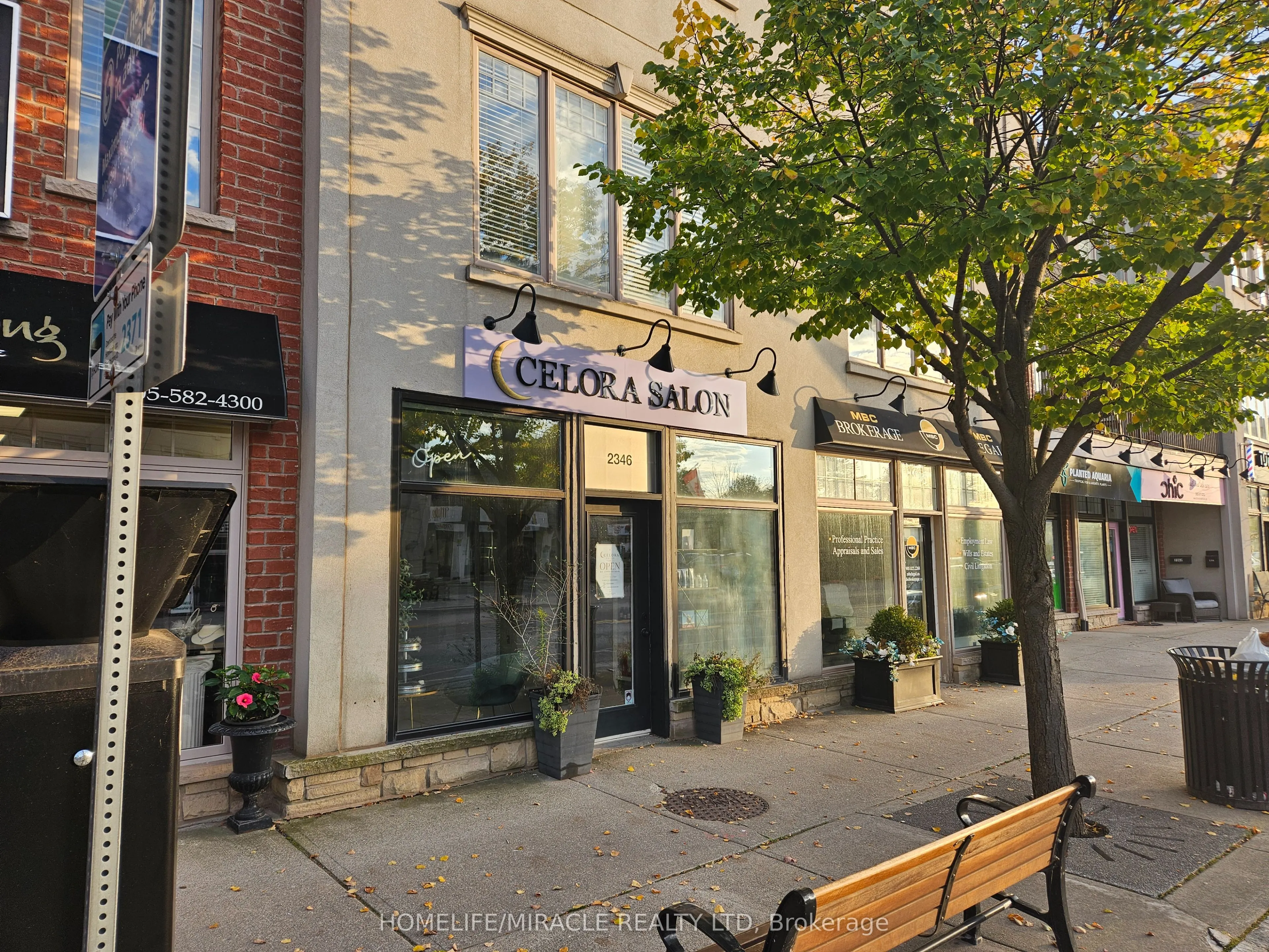 2346 Lakeshore Road W