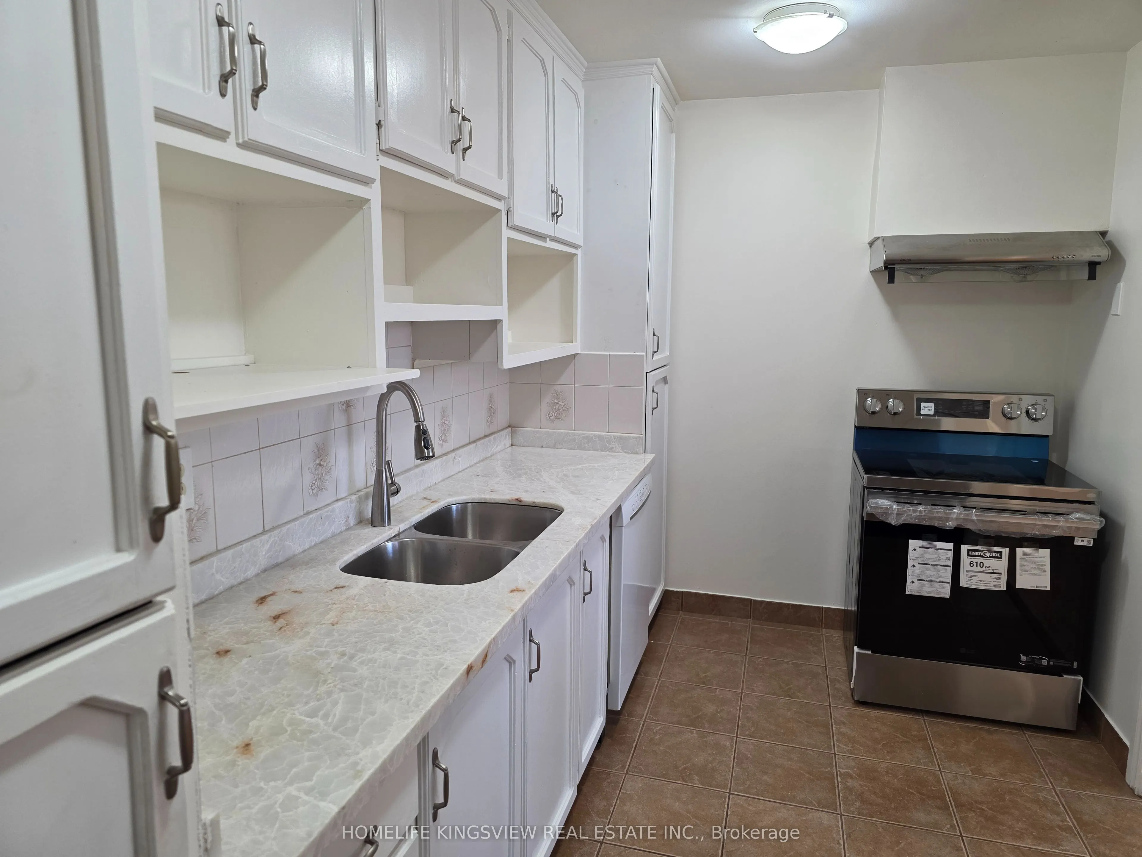 335 Driftwood Avenue #211