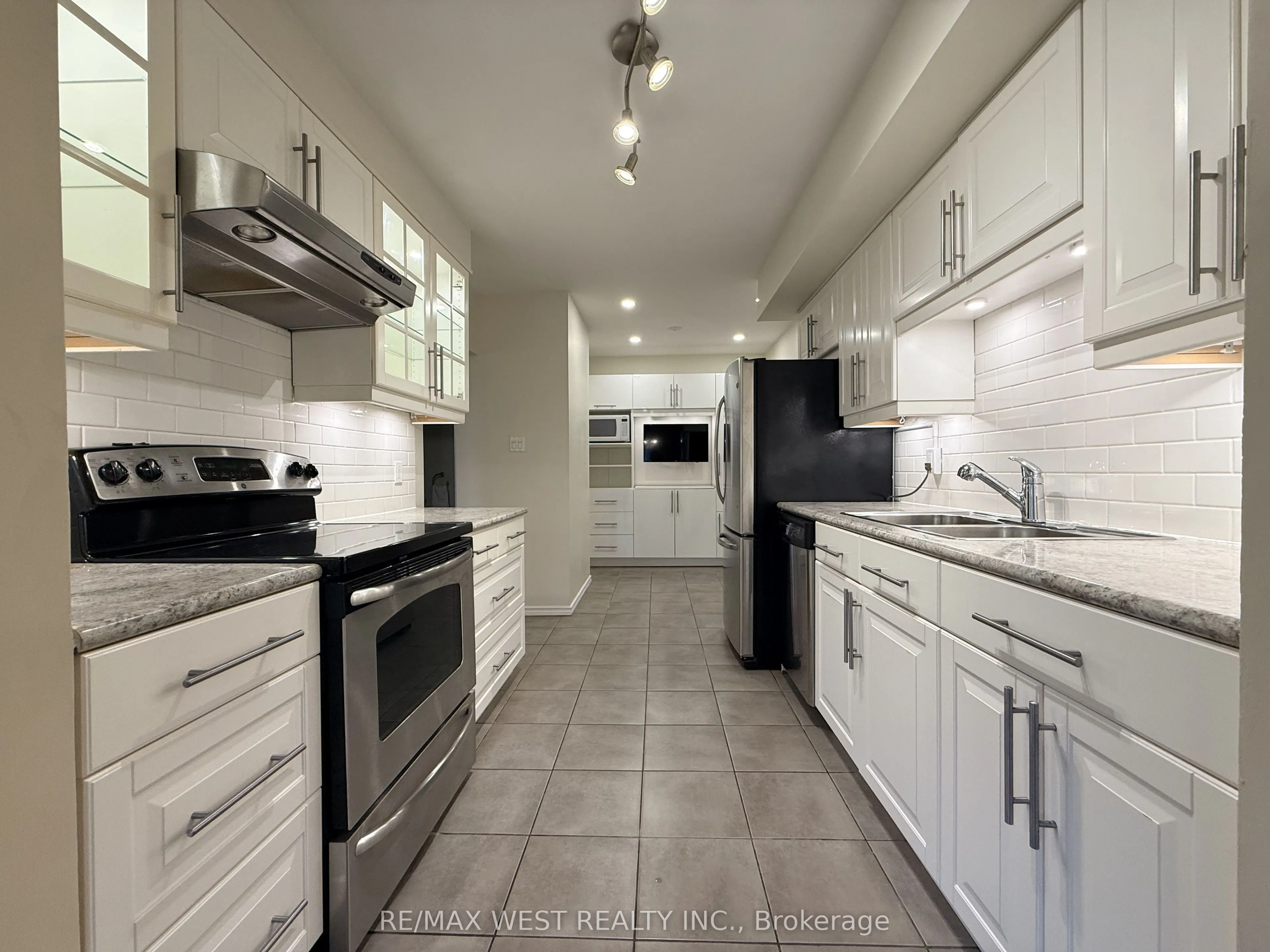 51 Broadfield Drive #43