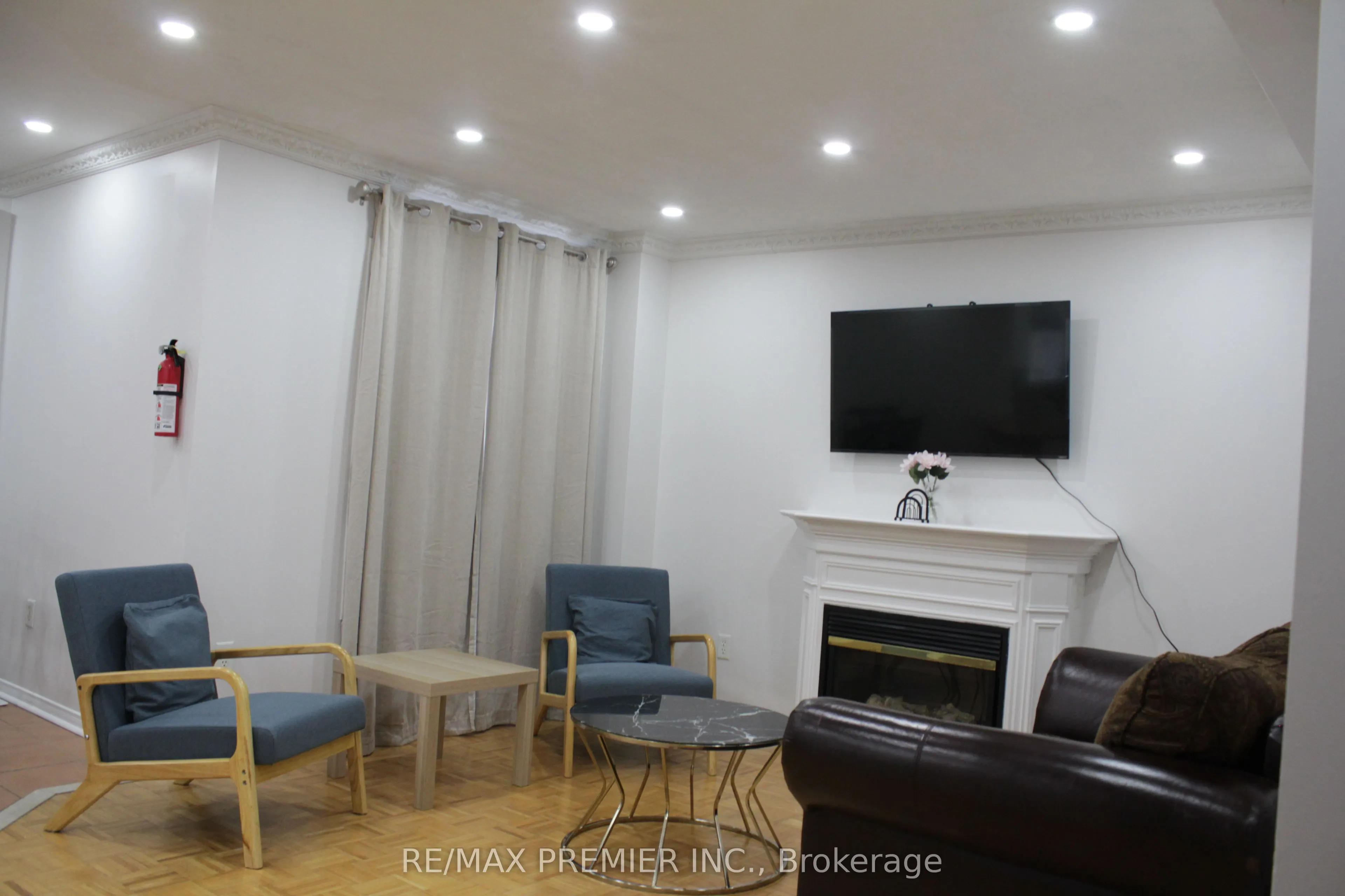 25 Westbrook Avenue #A