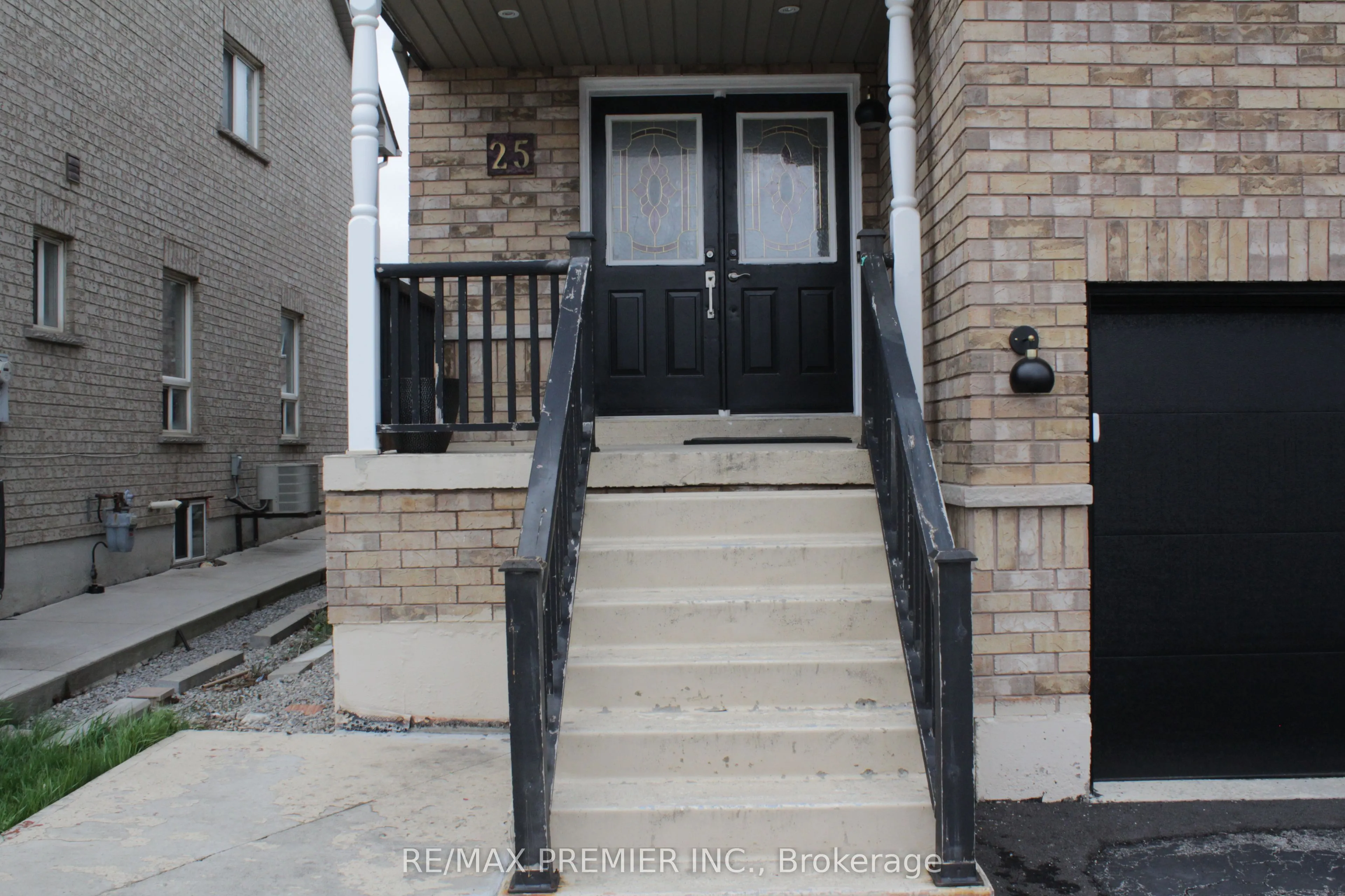25 Westbrook Avenue #A