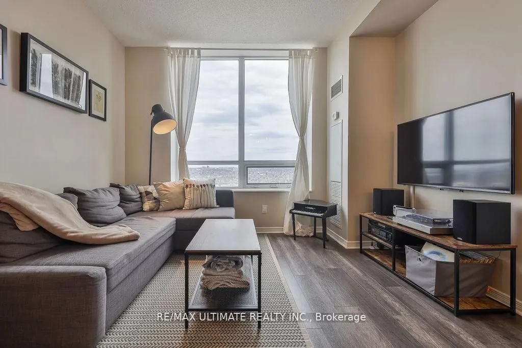 60 Heintzman Street #2404