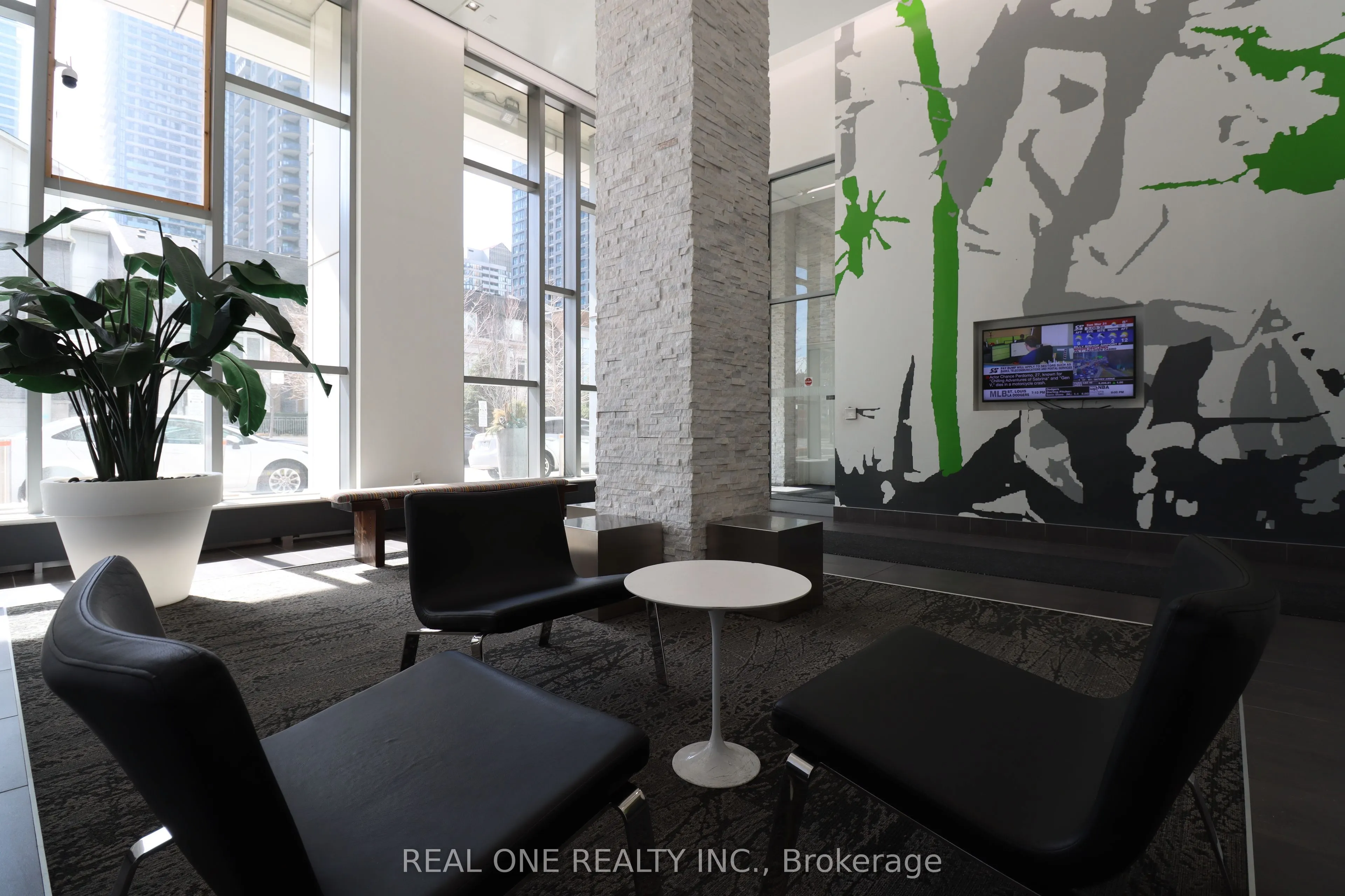 365 Prince Of Wales Drive #2208