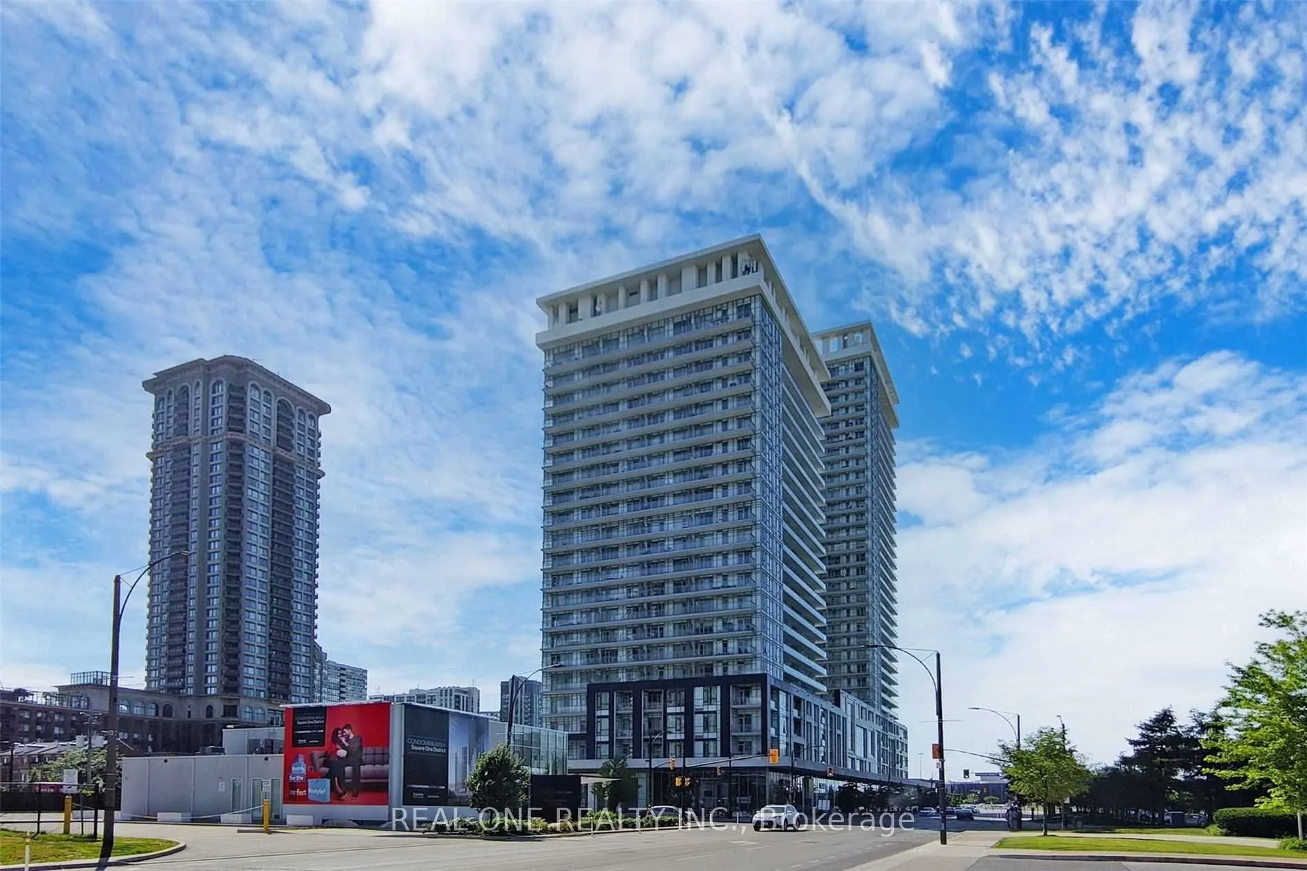 365 Prince Of Wales Drive #2208