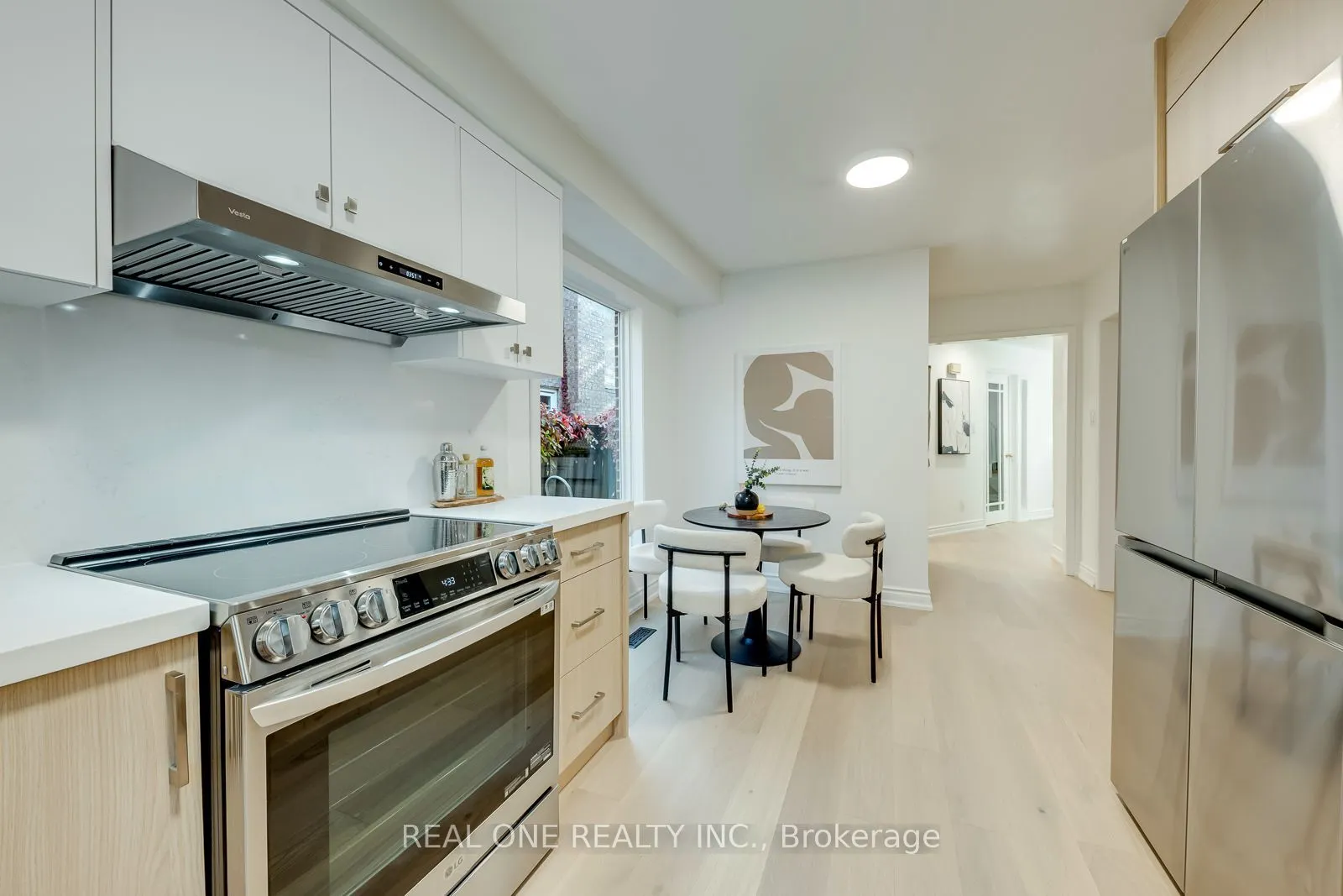 403 Parkridge Crescent
