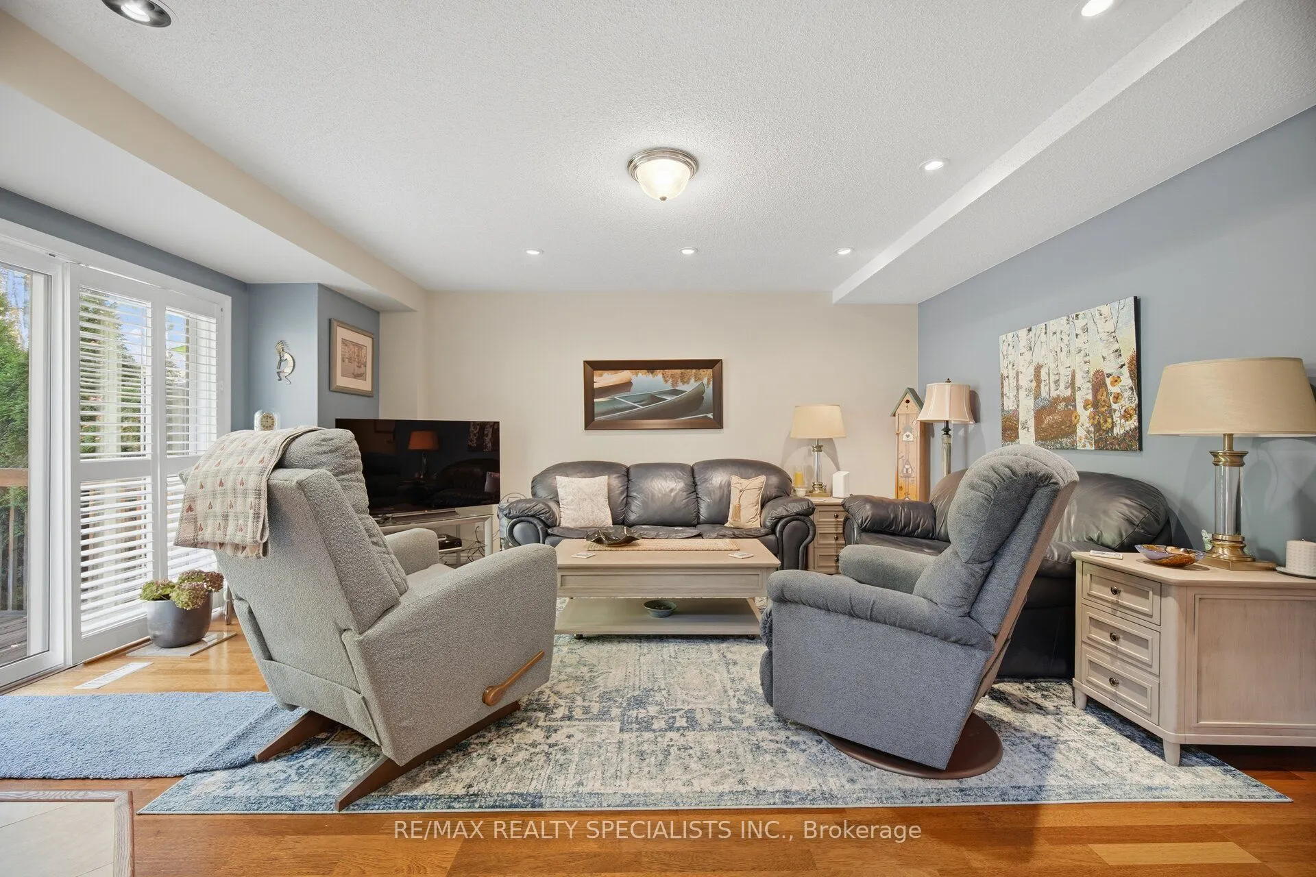 5490 Glen Erin Drive #6