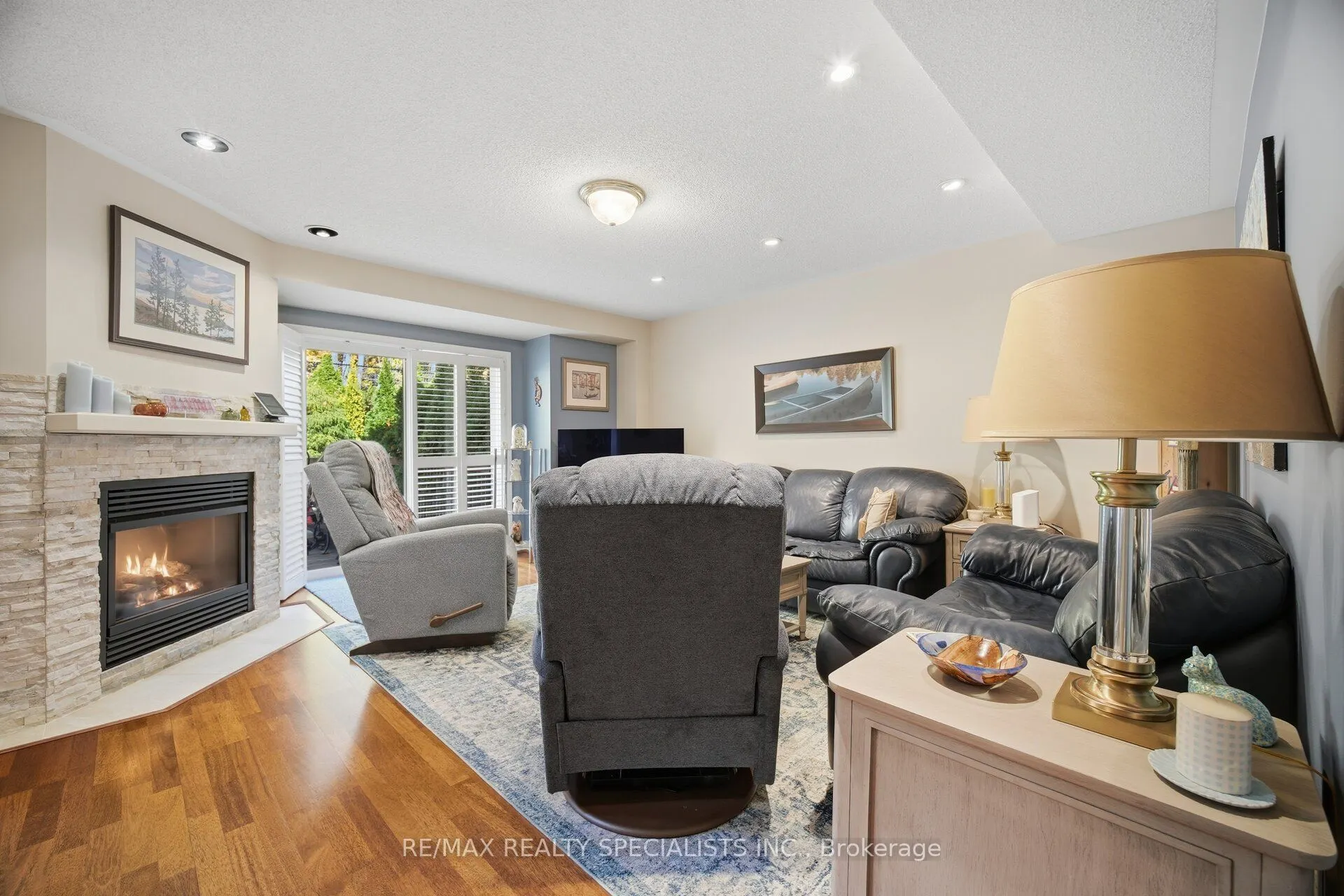 5490 Glen Erin Drive #6