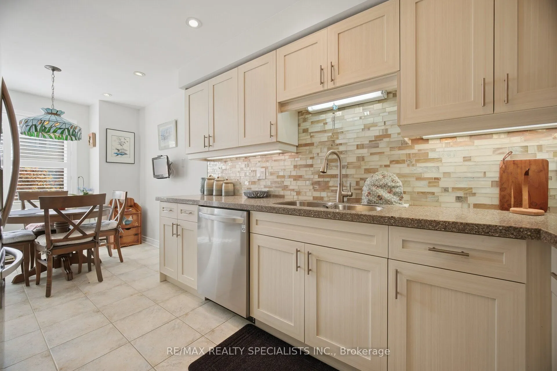 5490 Glen Erin Drive #6