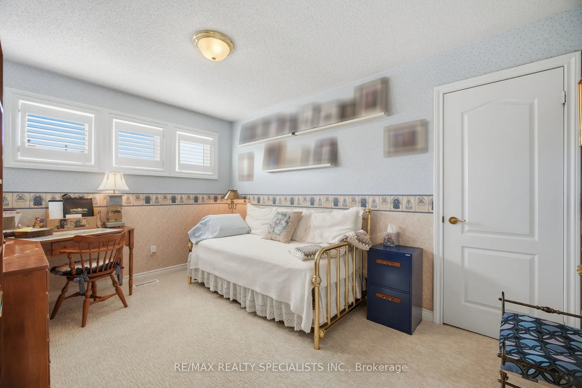 5490 Glen Erin Drive #6
