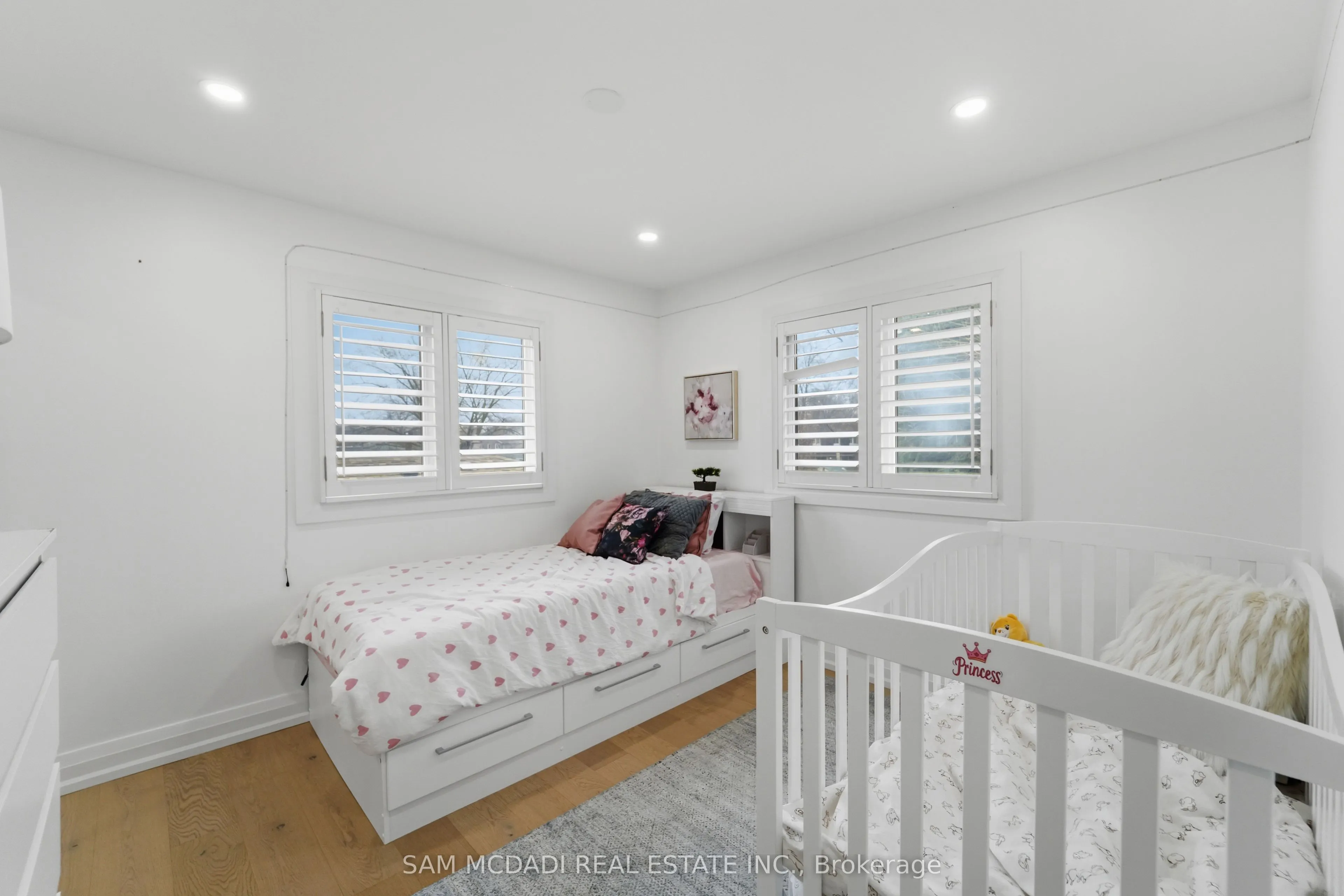2290 Devon Road