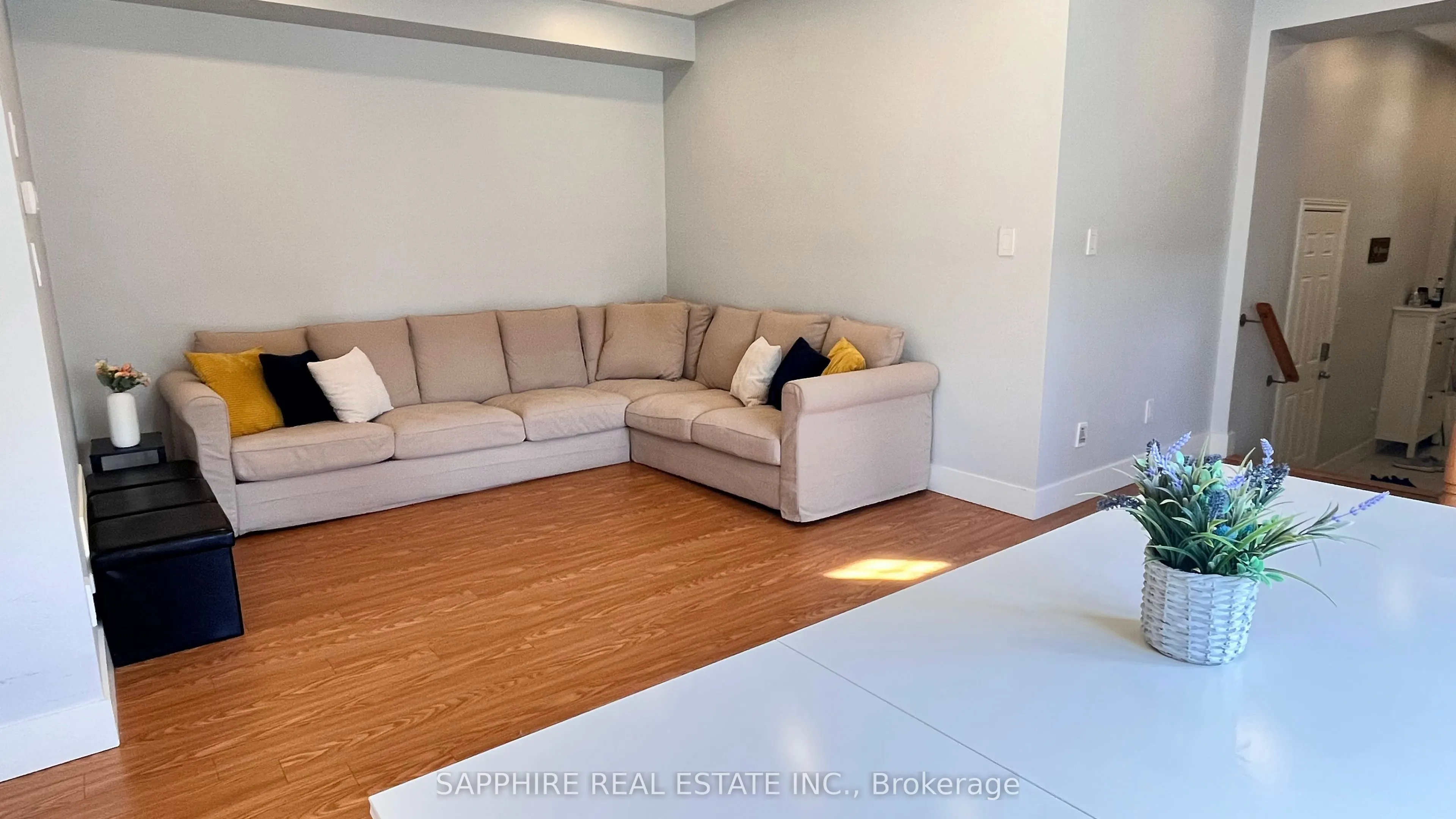 1261 Sim Place