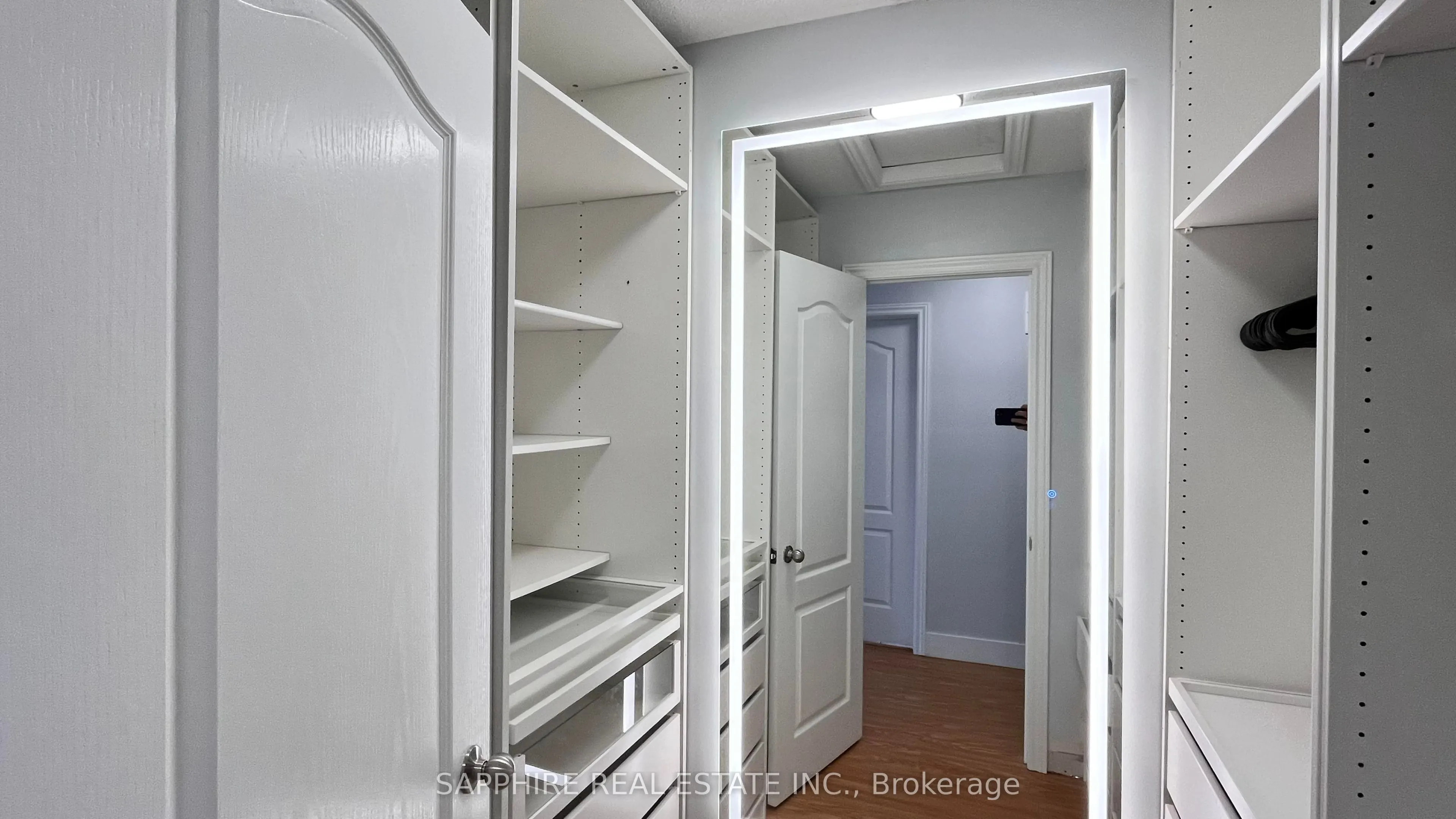 1261 Sim Place