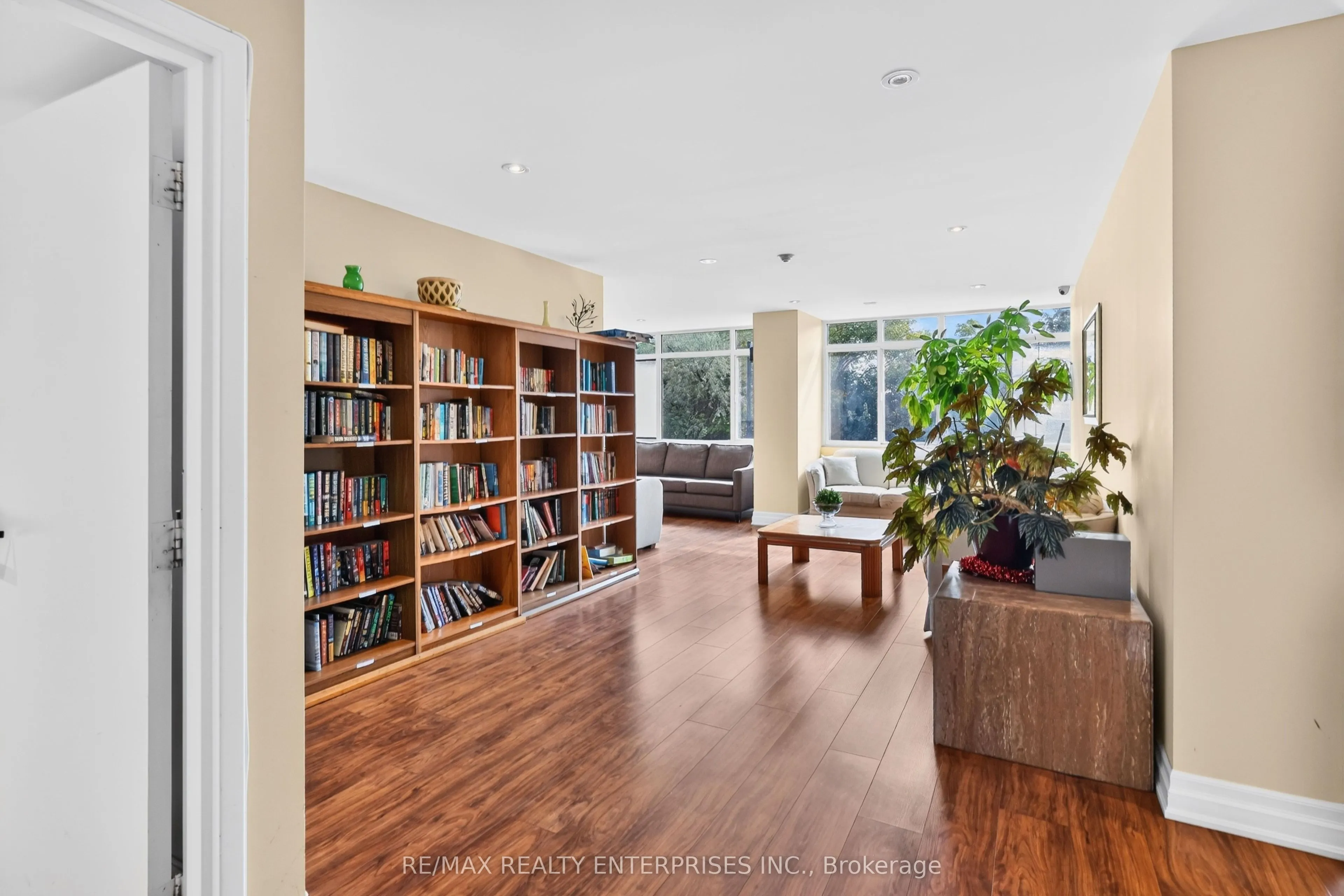 50 Elm Drive E #610