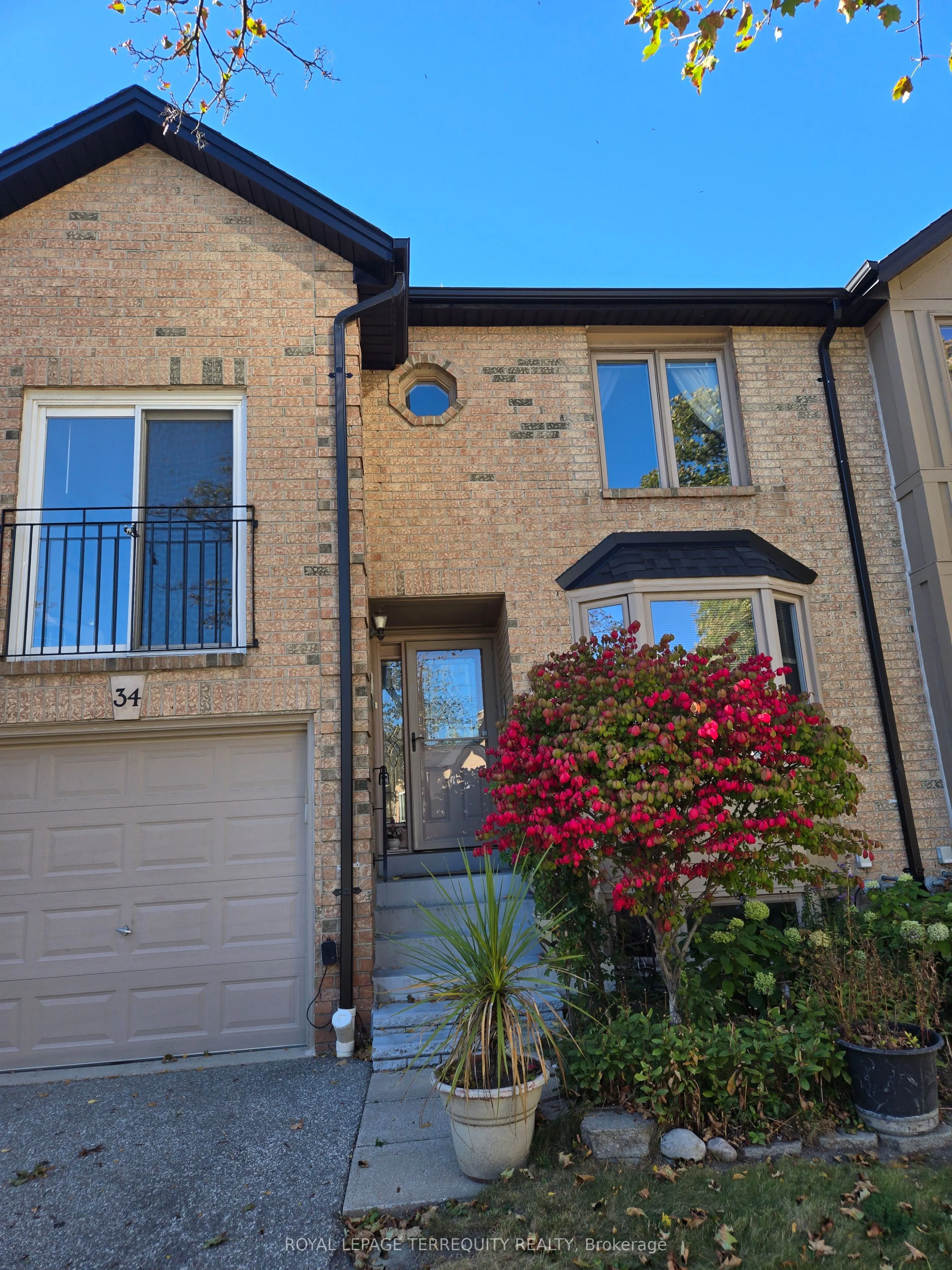 4635 Regents Terrace #34