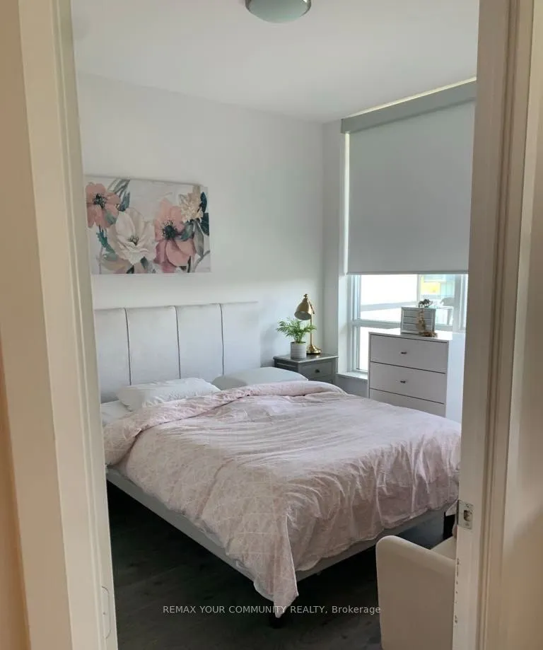 36 Park Lawn Road #306