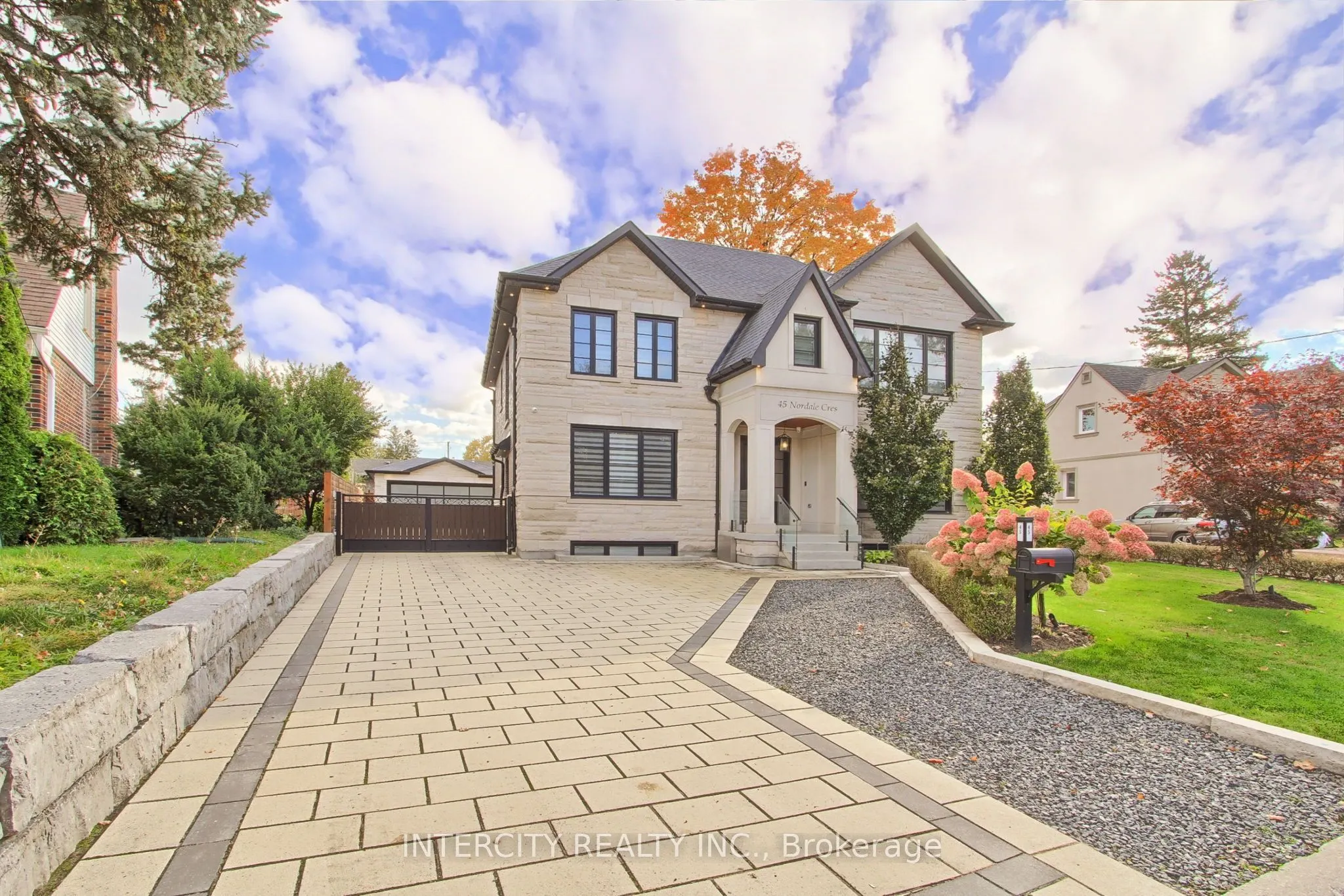 45 Nordale Crescent