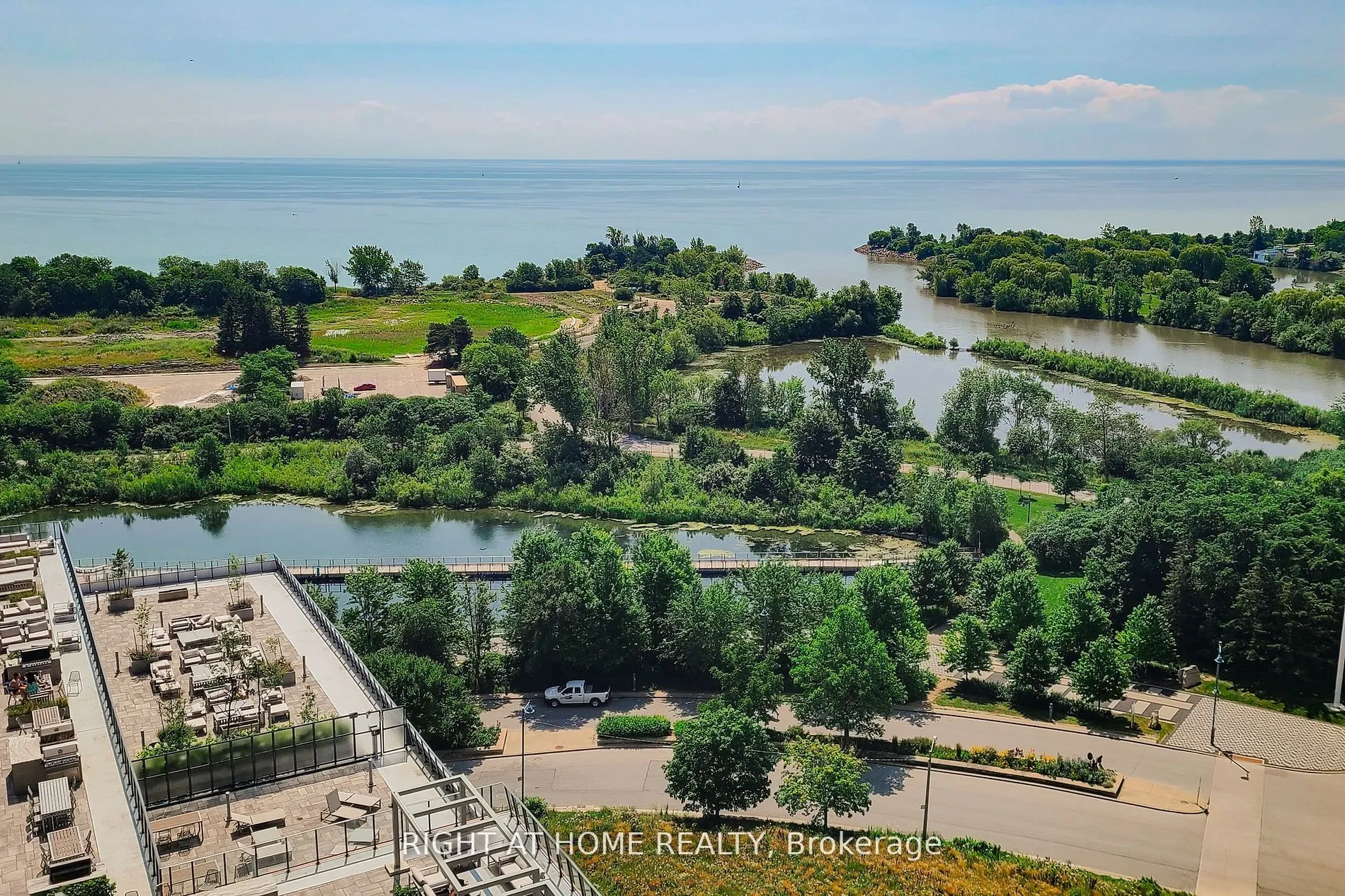 30 Shore Breeze Drive #1318
