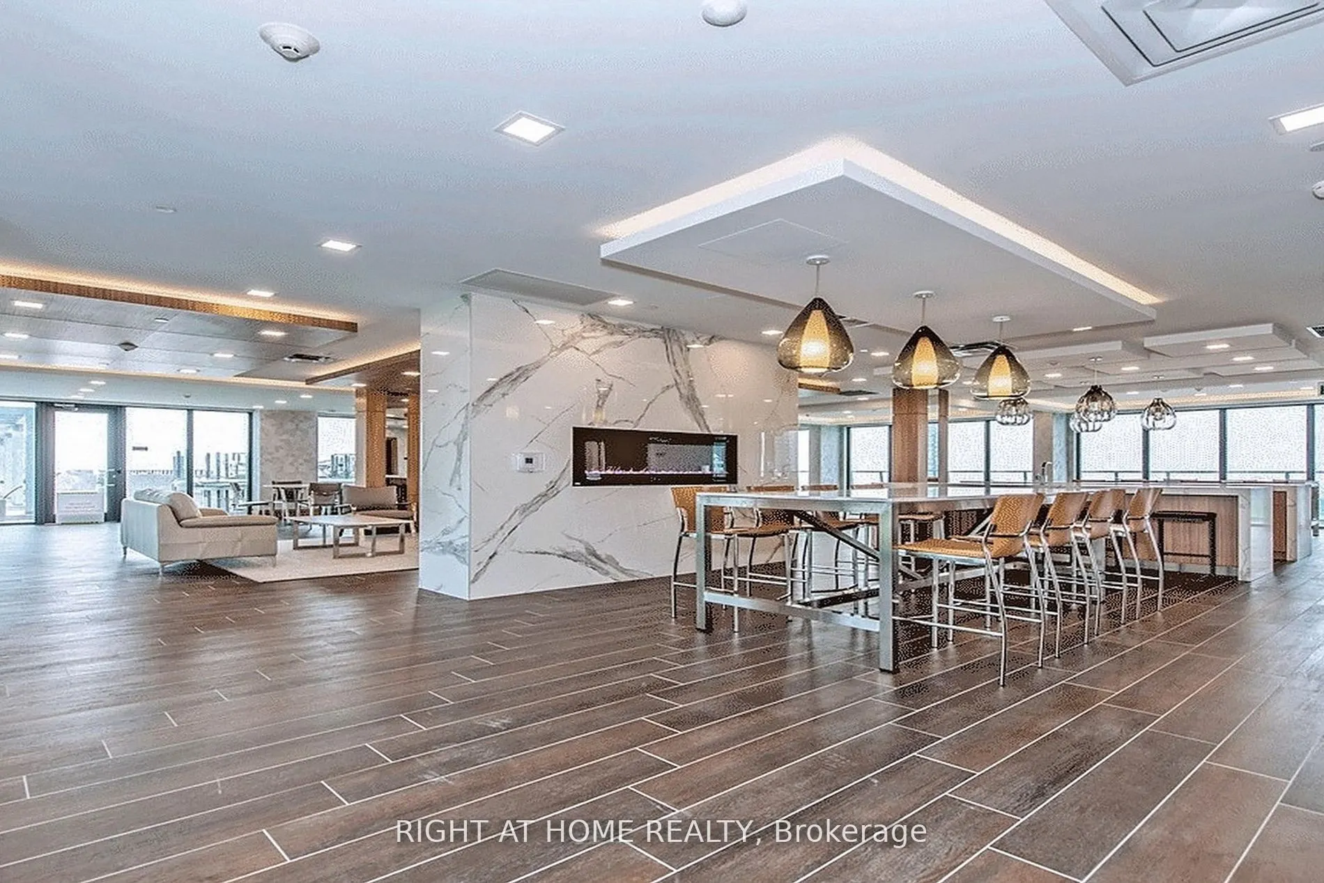 30 Shore Breeze Drive #1318