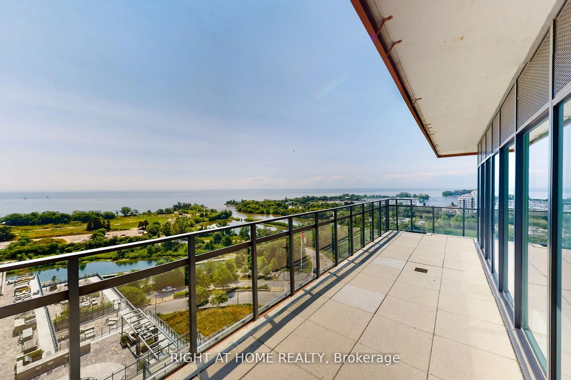 30 Shore Breeze Drive #1318