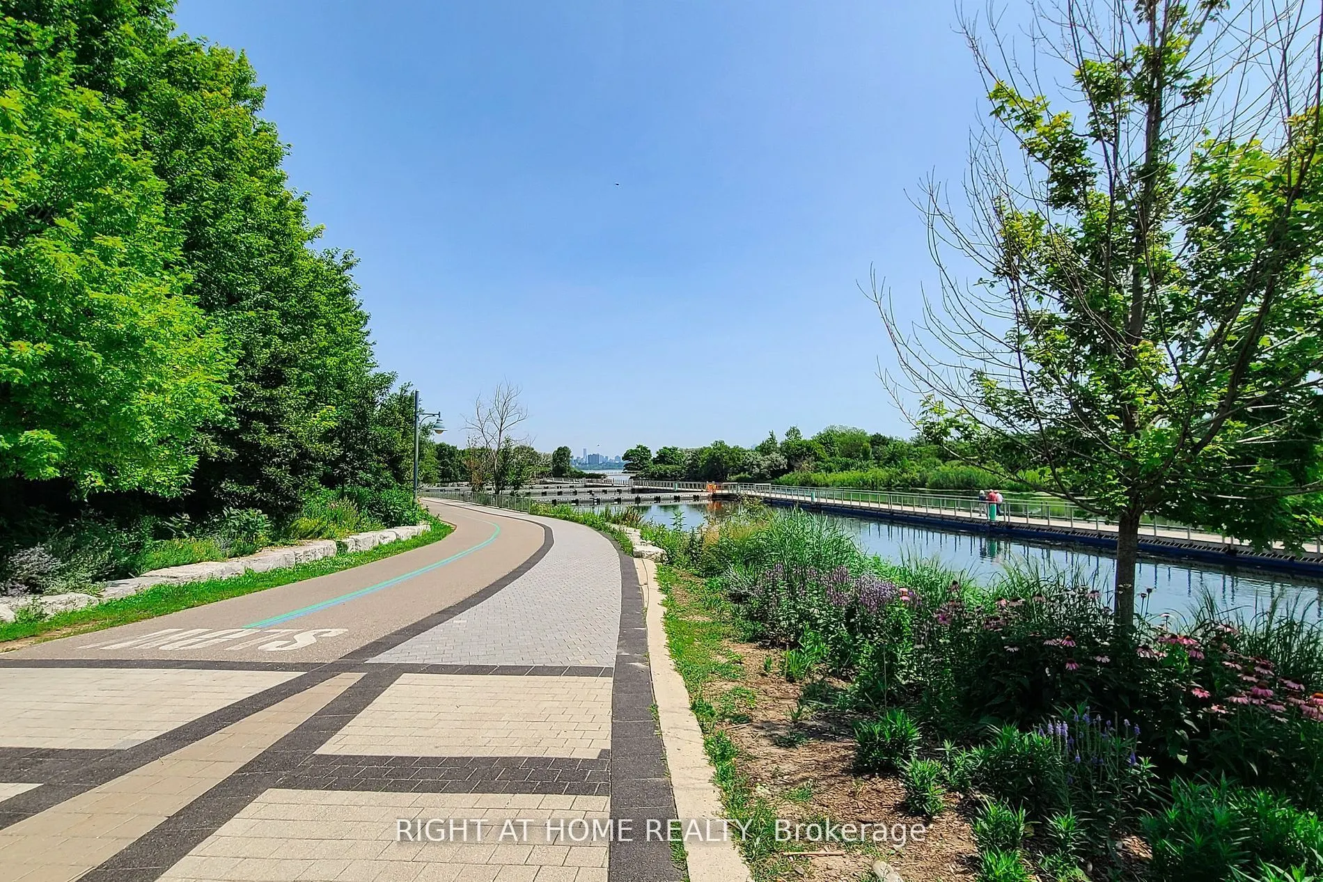 30 Shore Breeze Drive #1318