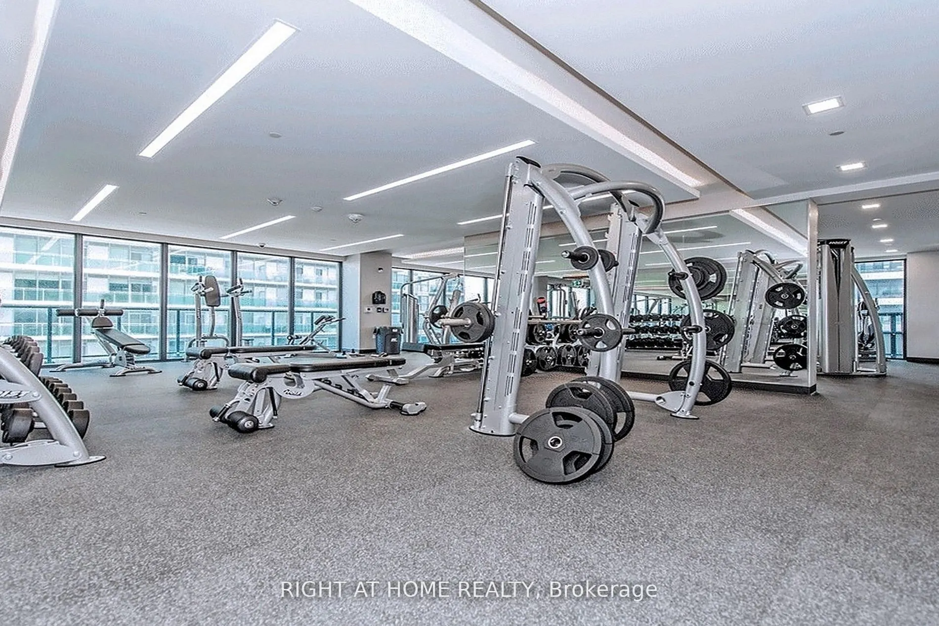 30 Shore Breeze Drive #1318