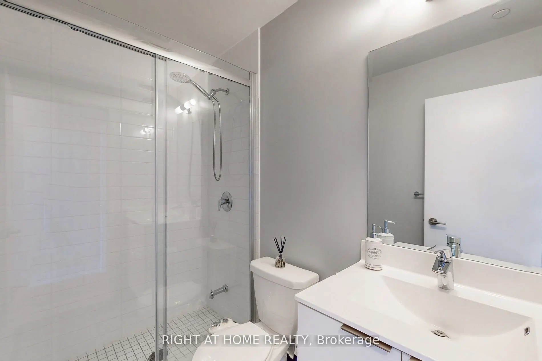30 Shore Breeze Drive #1318