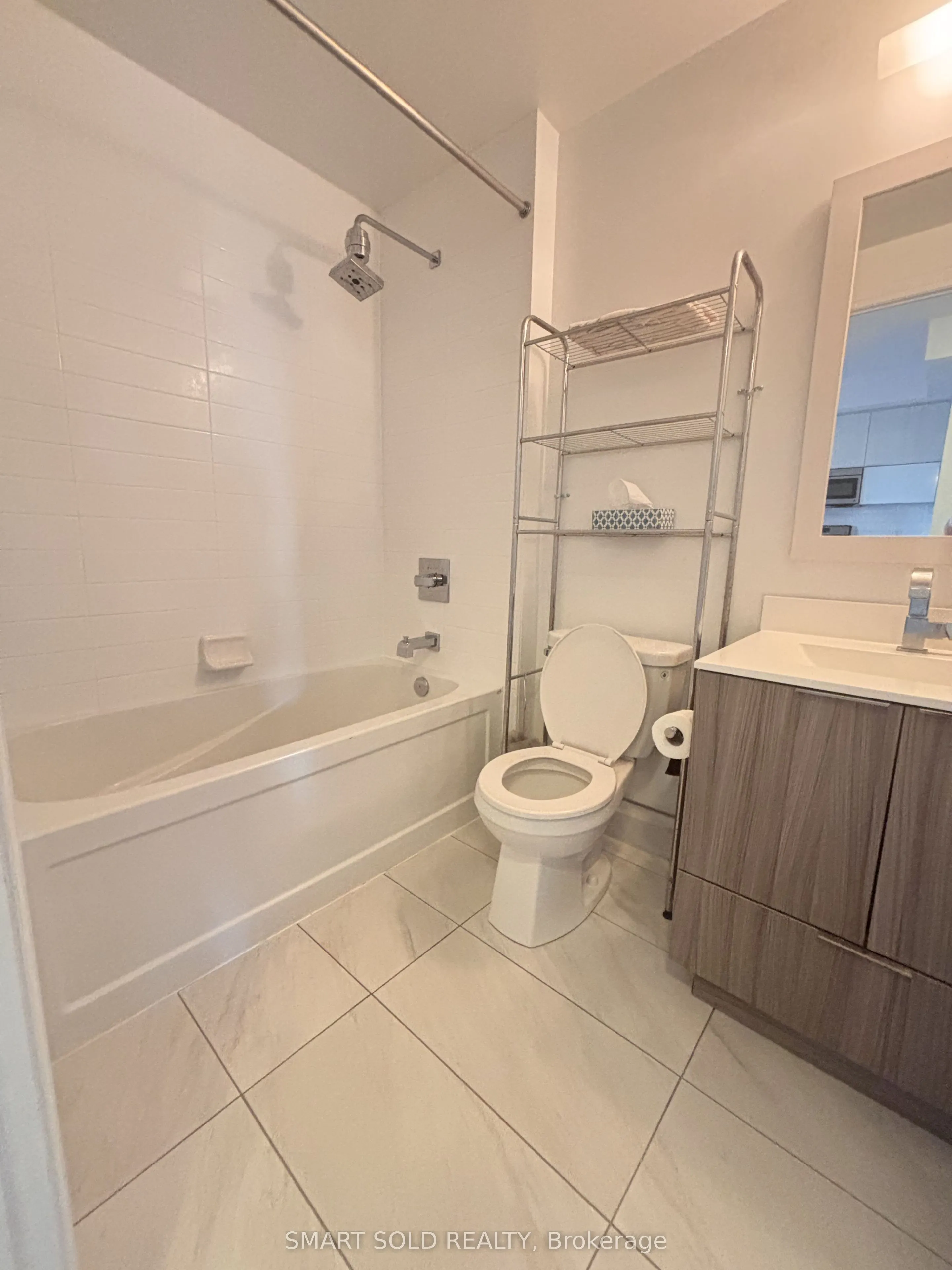 56 Annie Craig Drive #1105
