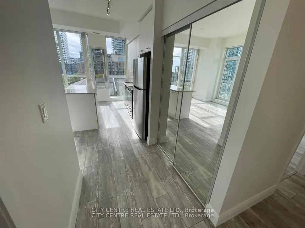 365 Prince Of Wales Drive #505