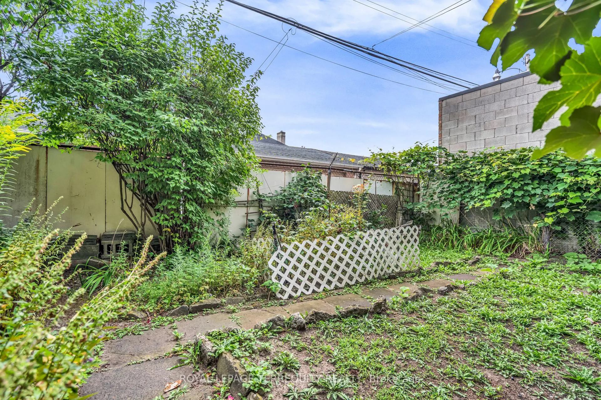 43 Lappin Avenue
