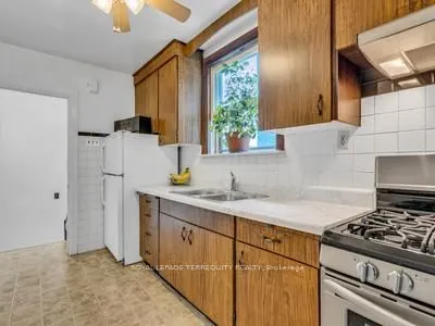 43 Lappin Avenue