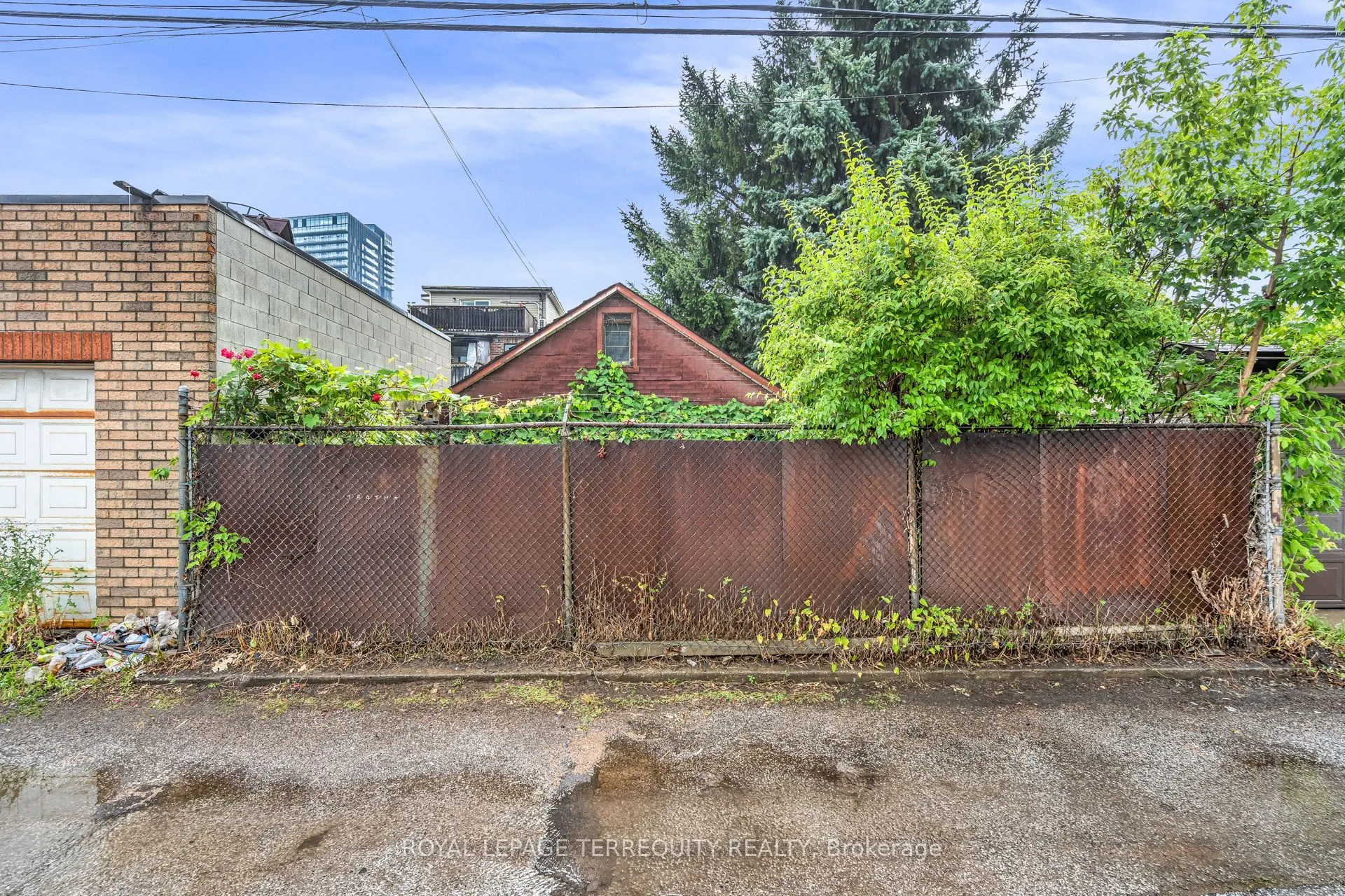 43 Lappin Avenue