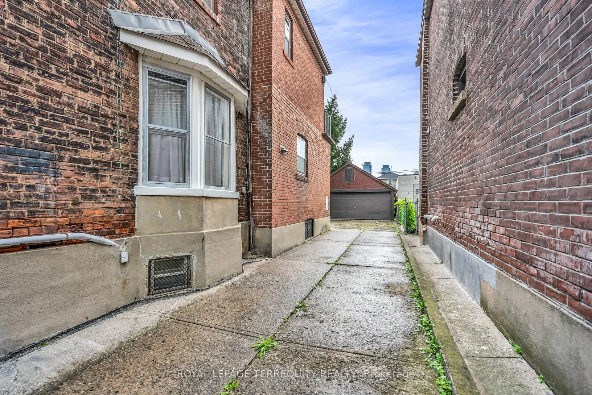 43 Lappin Avenue