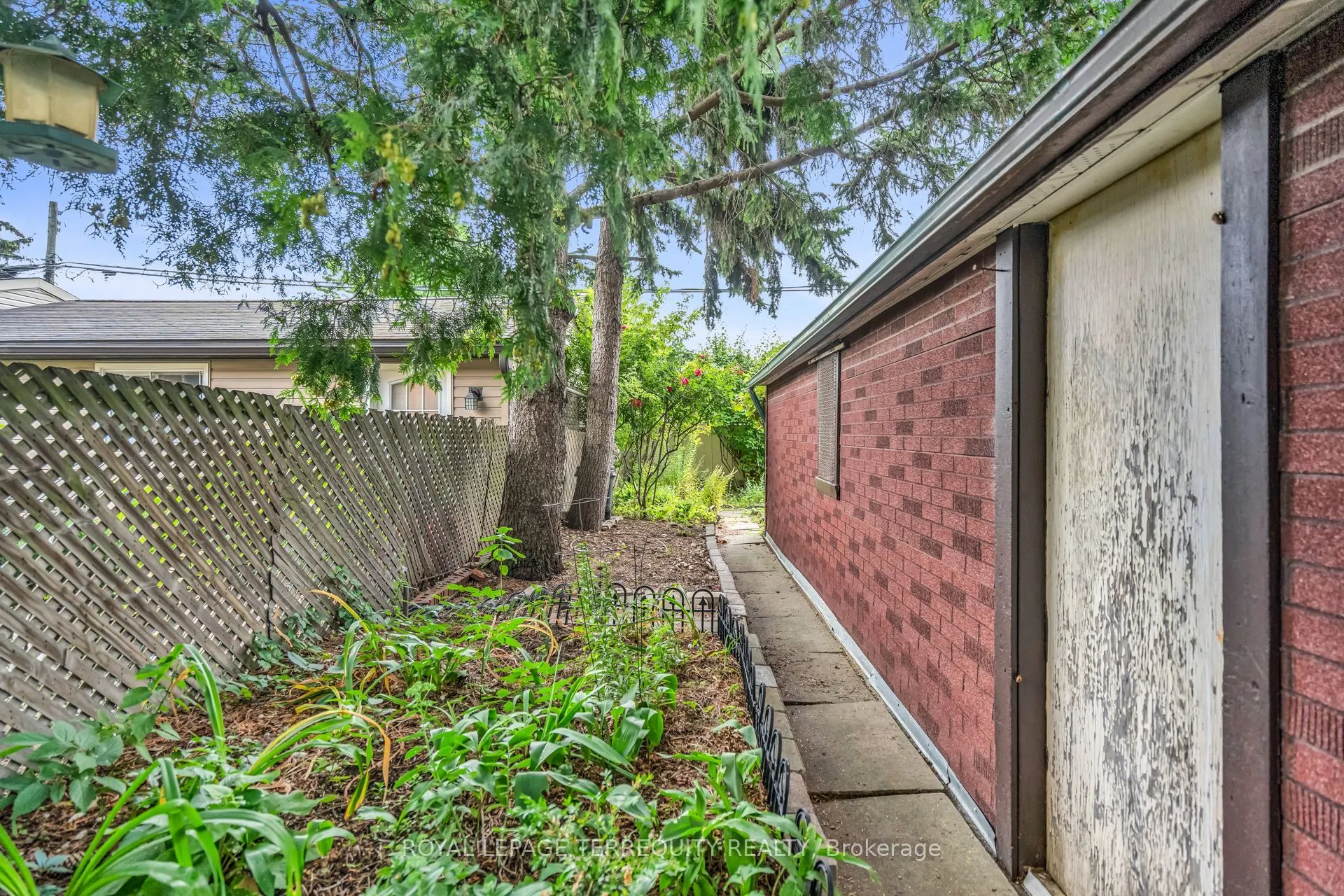 43 Lappin Avenue
