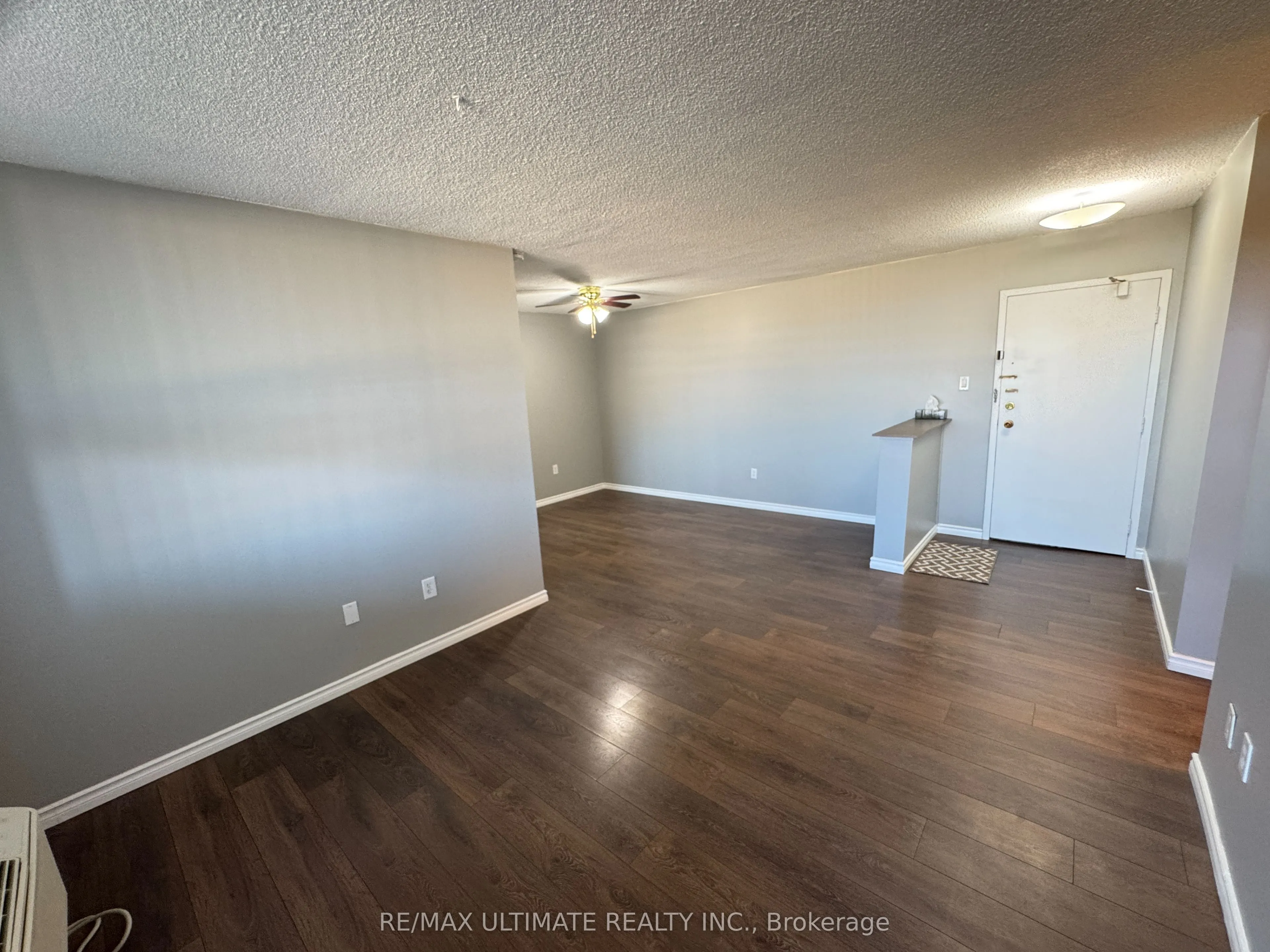 966 Inverhouse Drive #1004