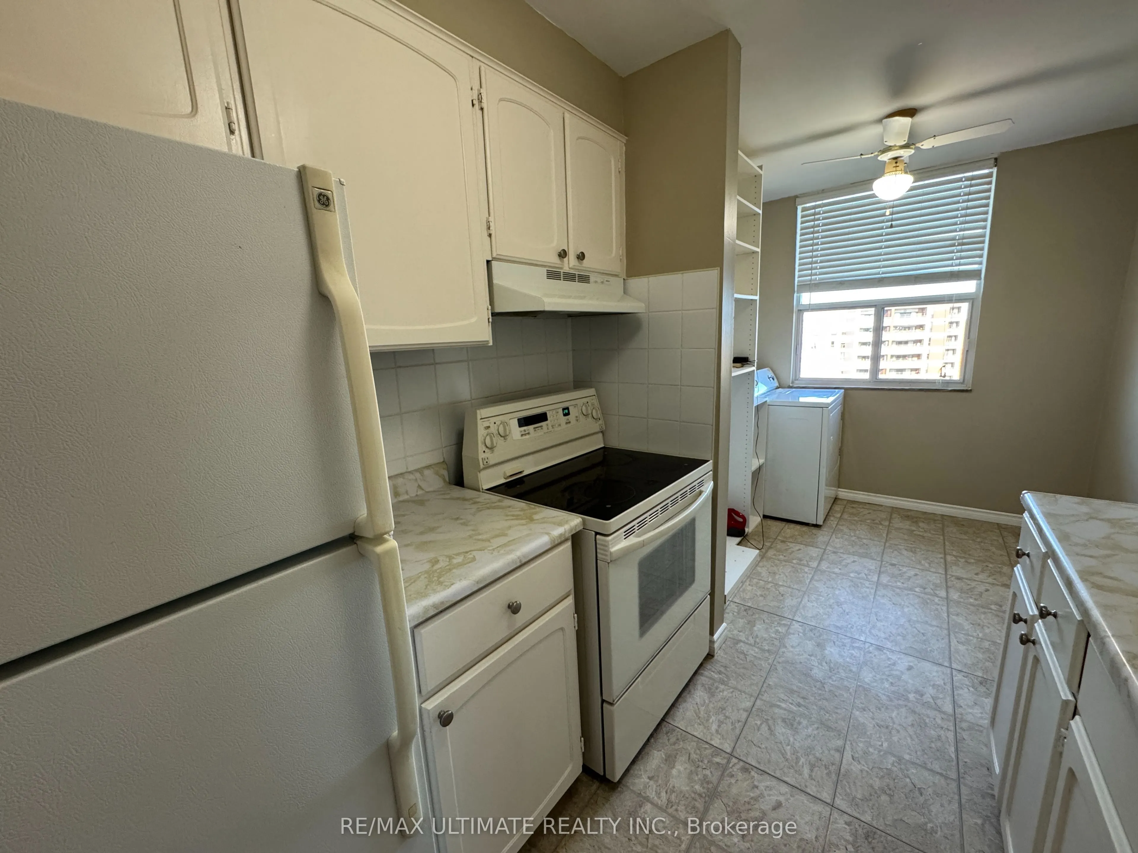 966 Inverhouse Drive #1004