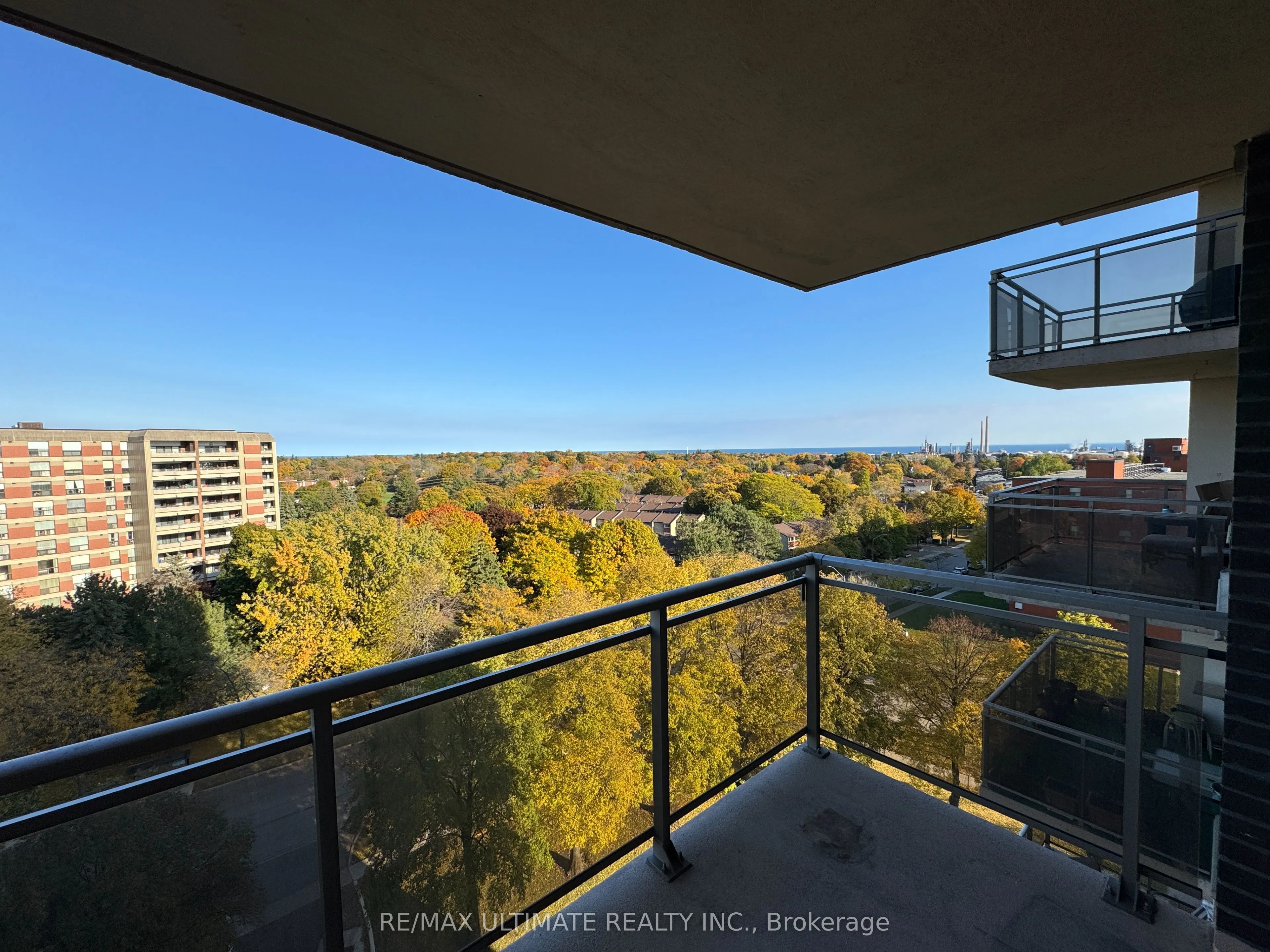 966 Inverhouse Drive #1004