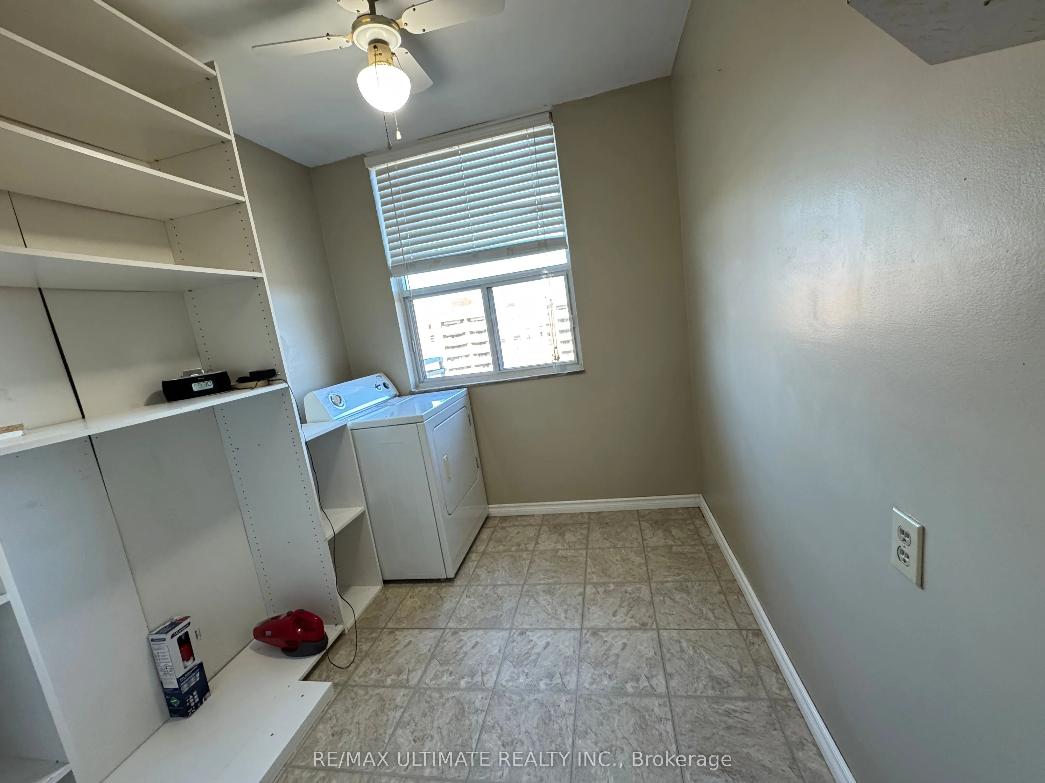 966 Inverhouse Drive #1004