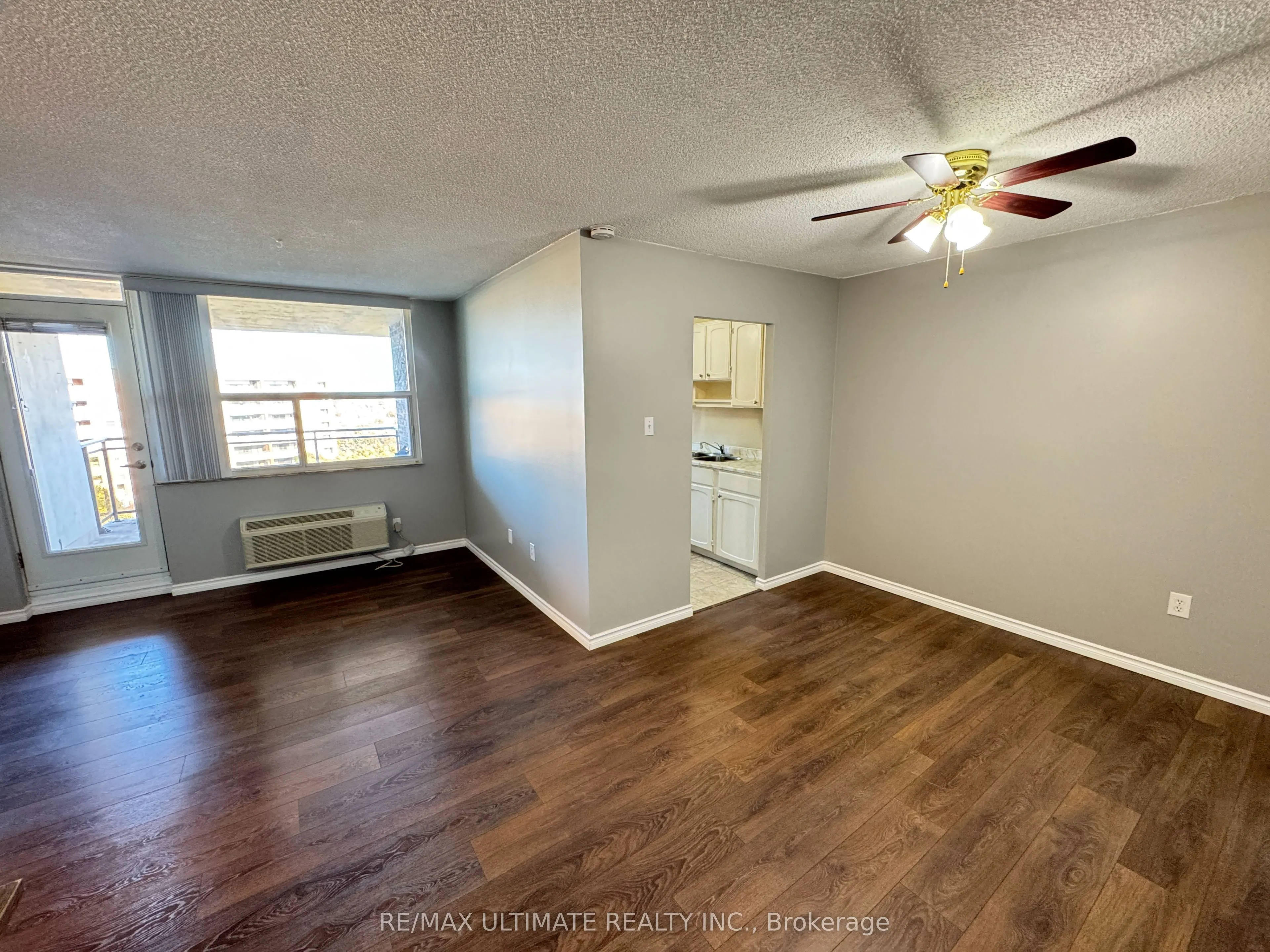 966 Inverhouse Drive #1004