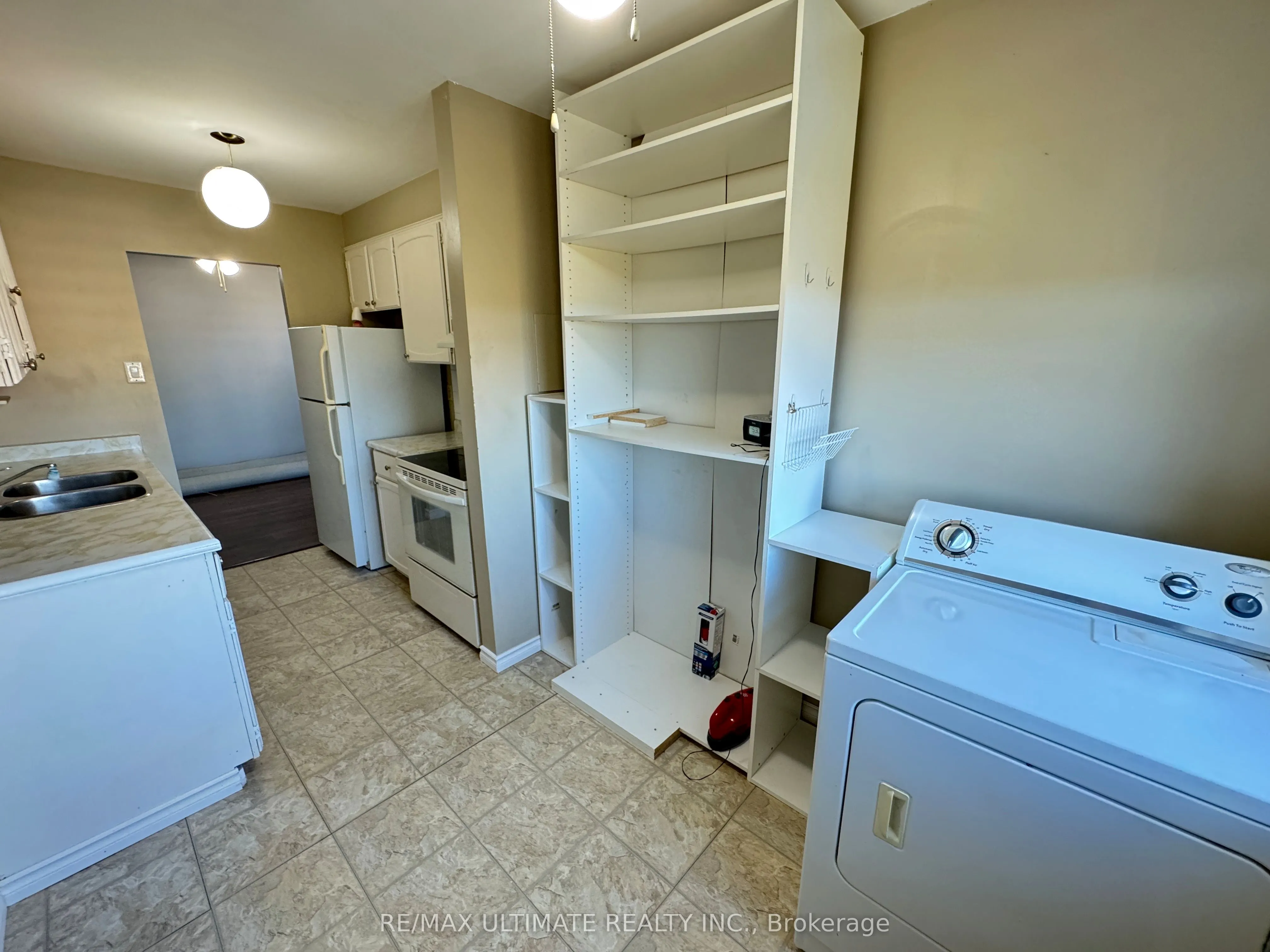 966 Inverhouse Drive #1004