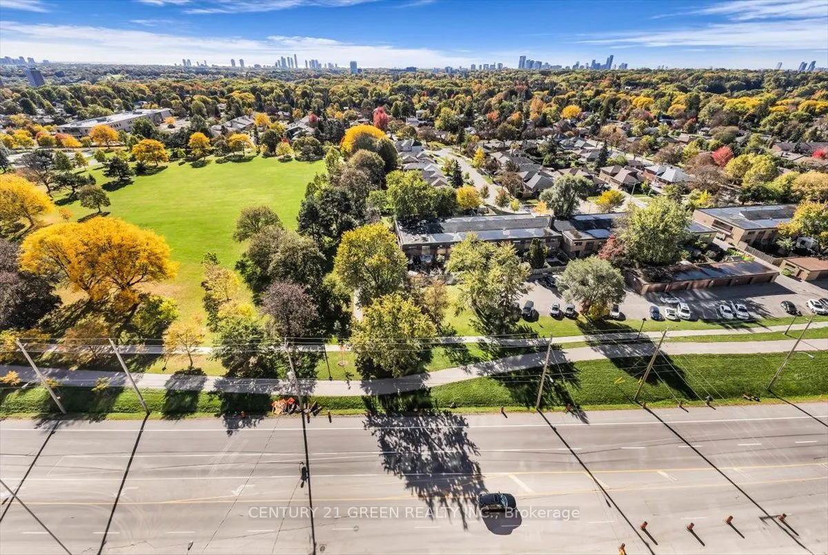 4010 Eglinton Avenue W #1514