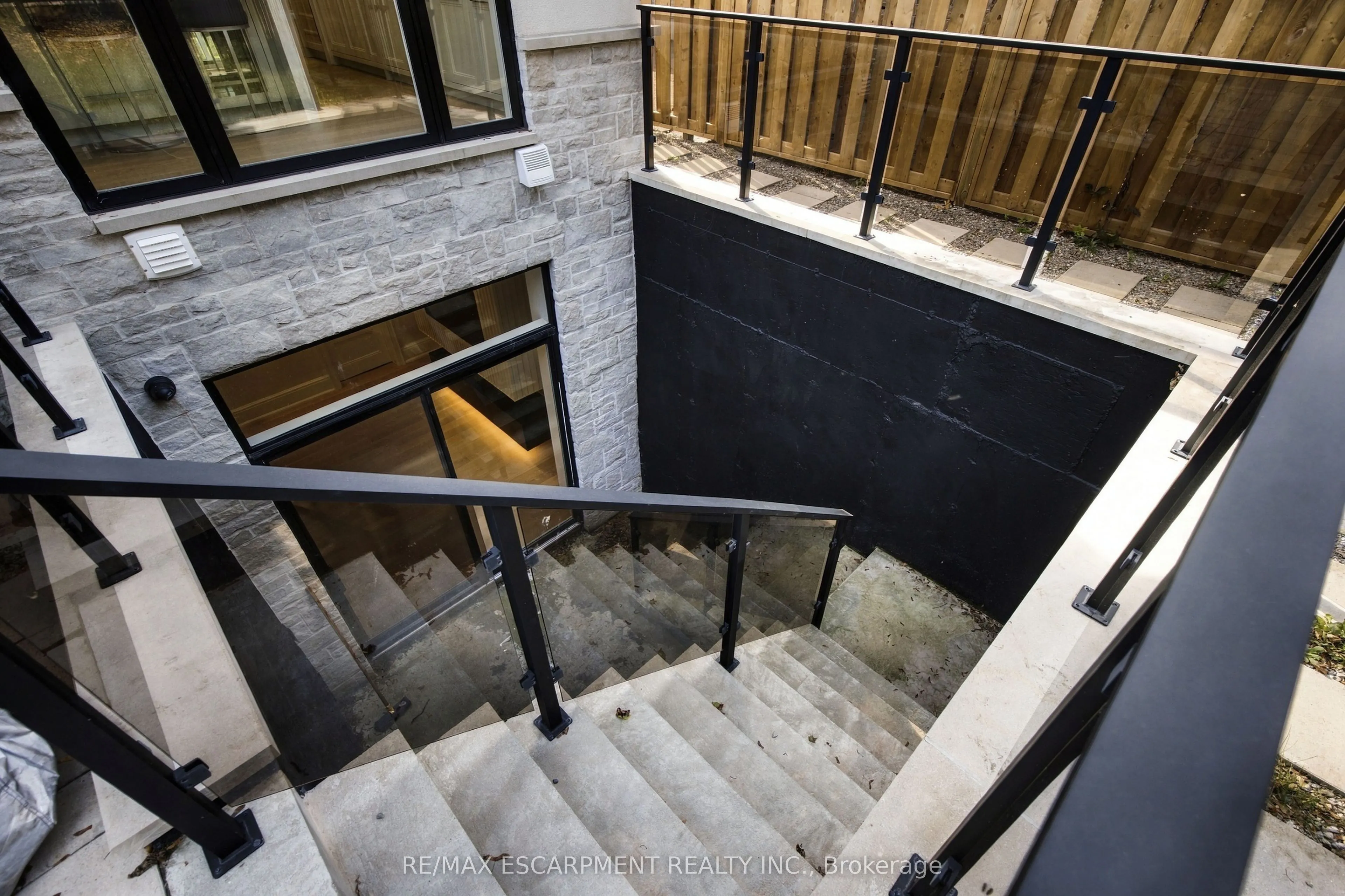 131 Mayfield Drive