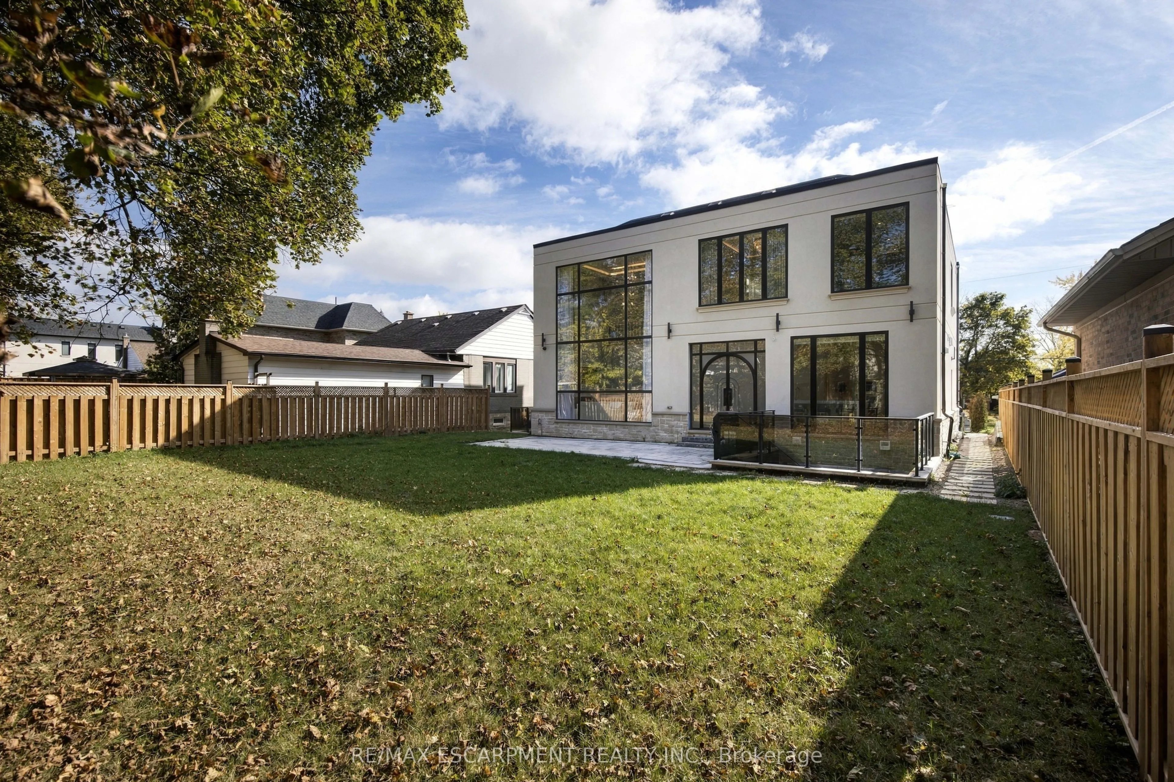 131 Mayfield Drive