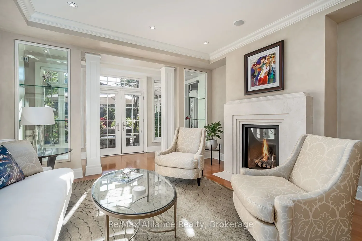 1426 Lakeshore Road E