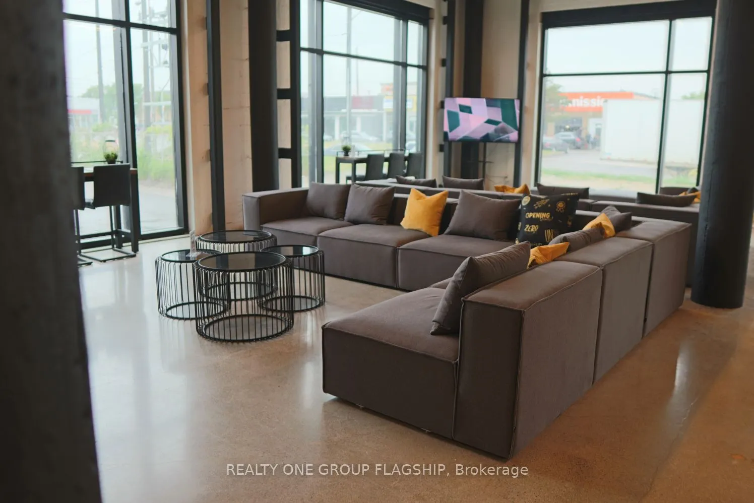 1377 The Queensway #101-P6