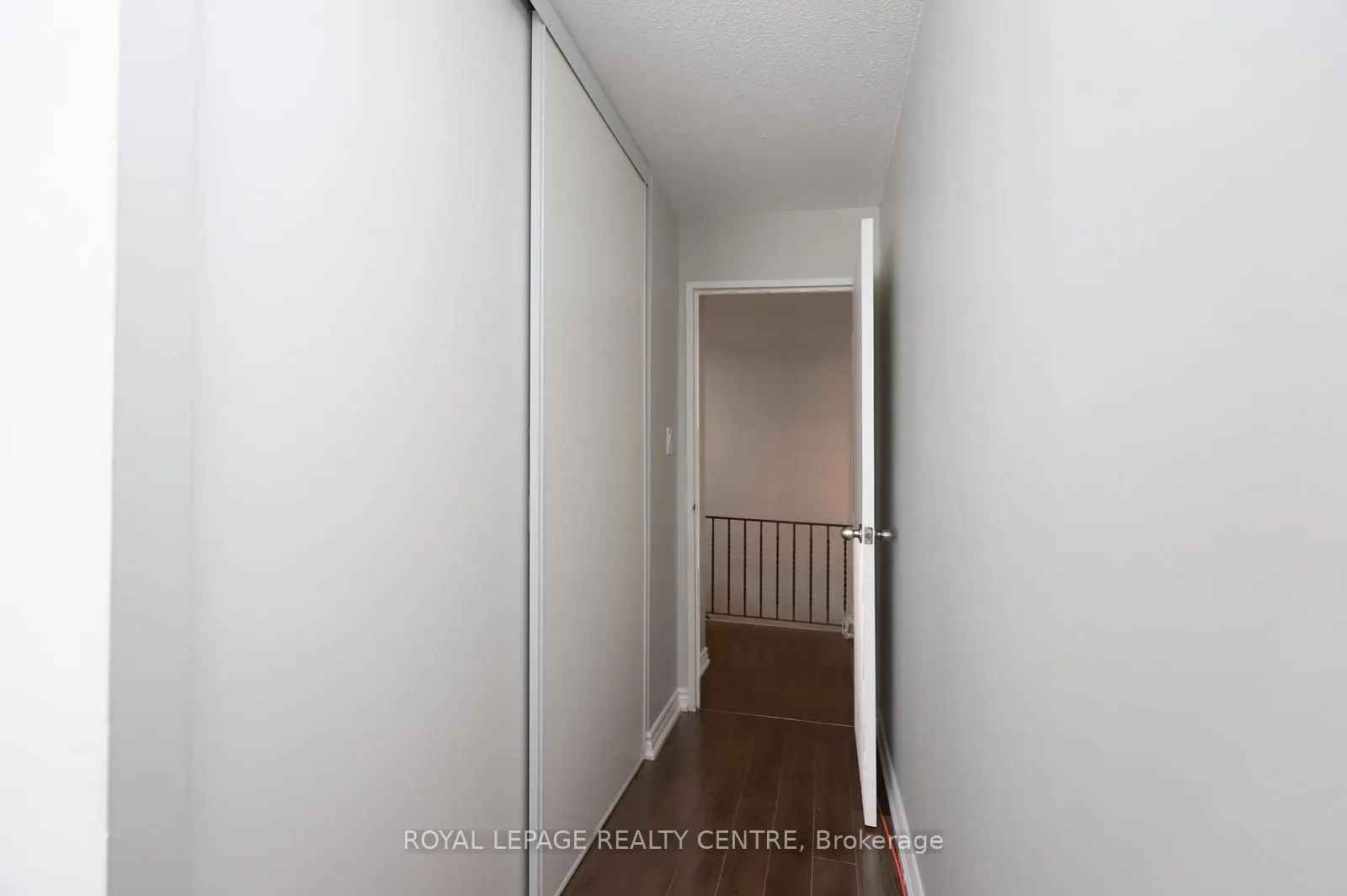 1055 Dundas Street E #171