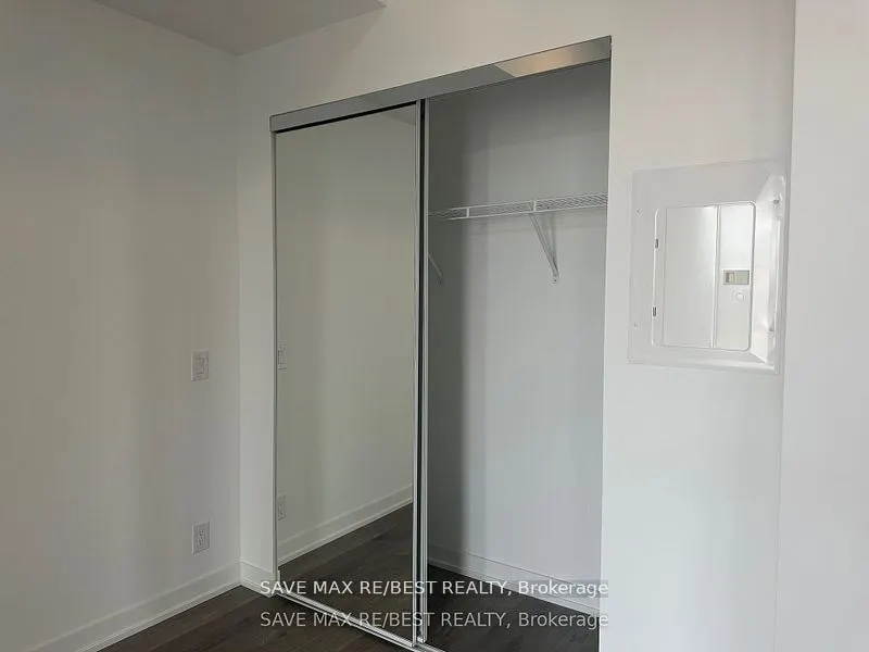 285 Dufferin Street #726