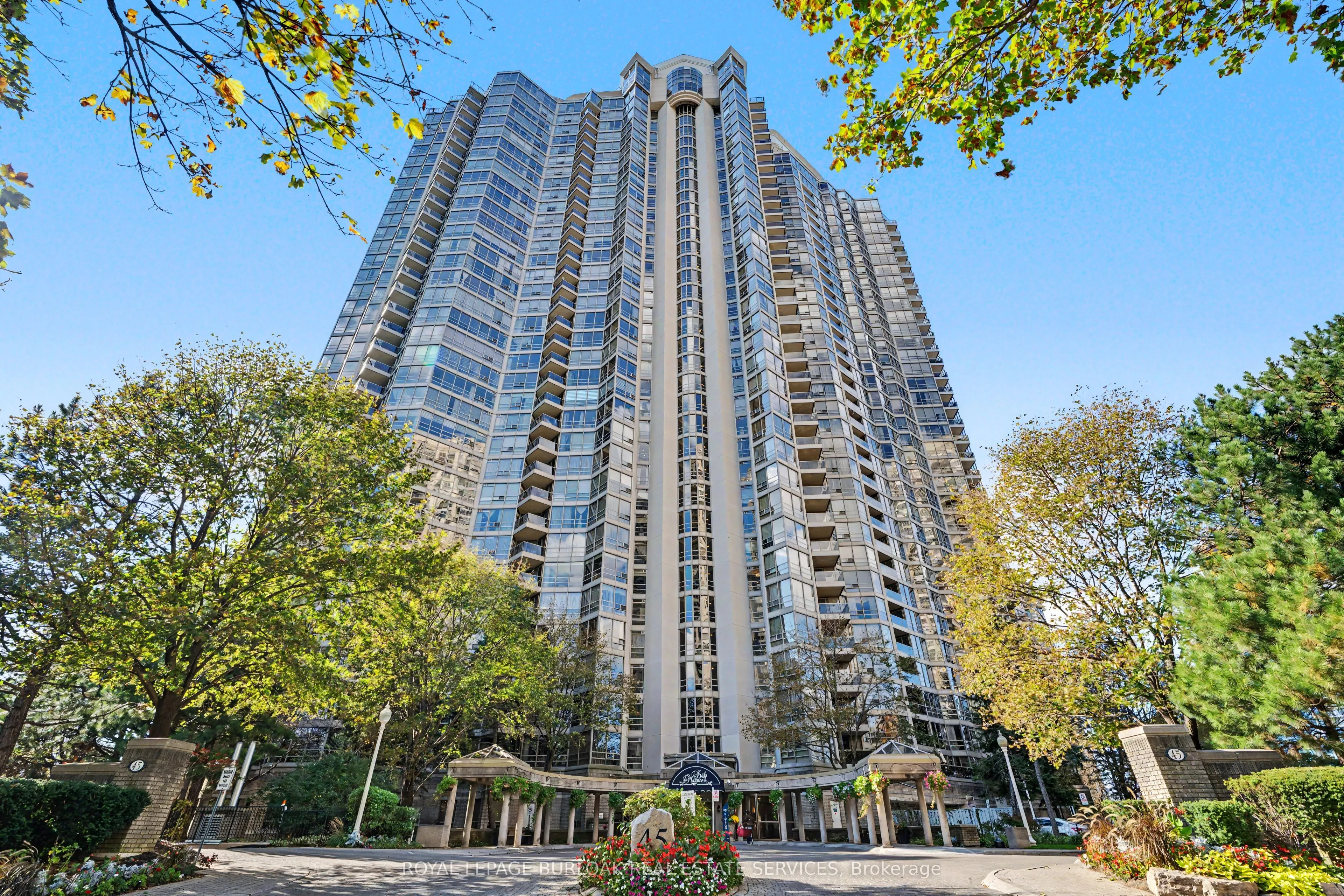 45 Kingsbridge Garden Circle #2407