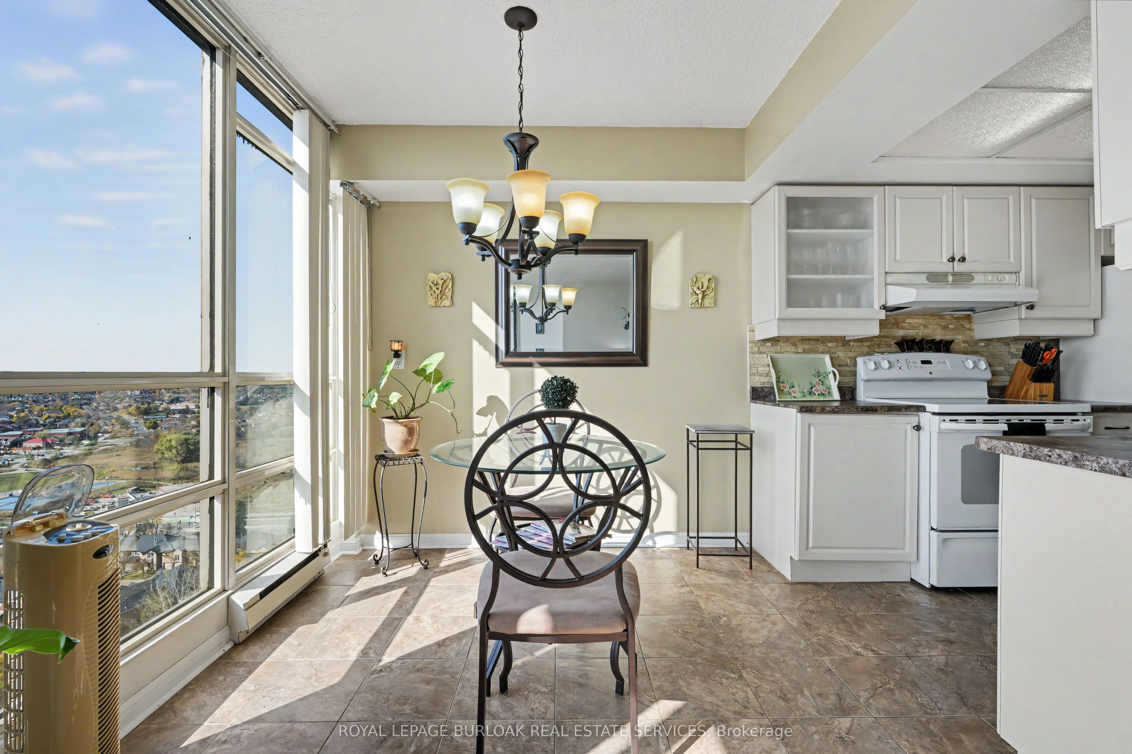 45 Kingsbridge Garden Circle #2407