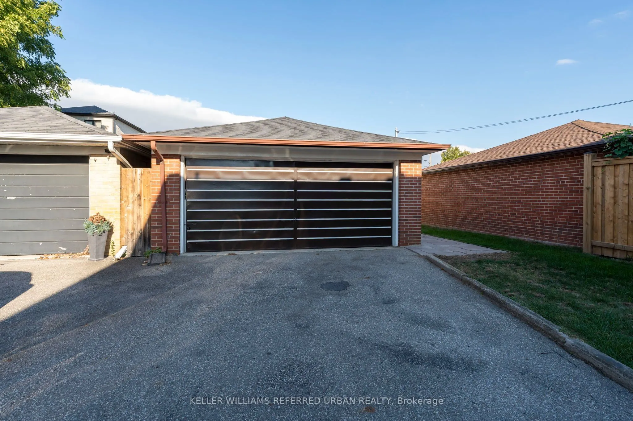 3 Duckworth Street